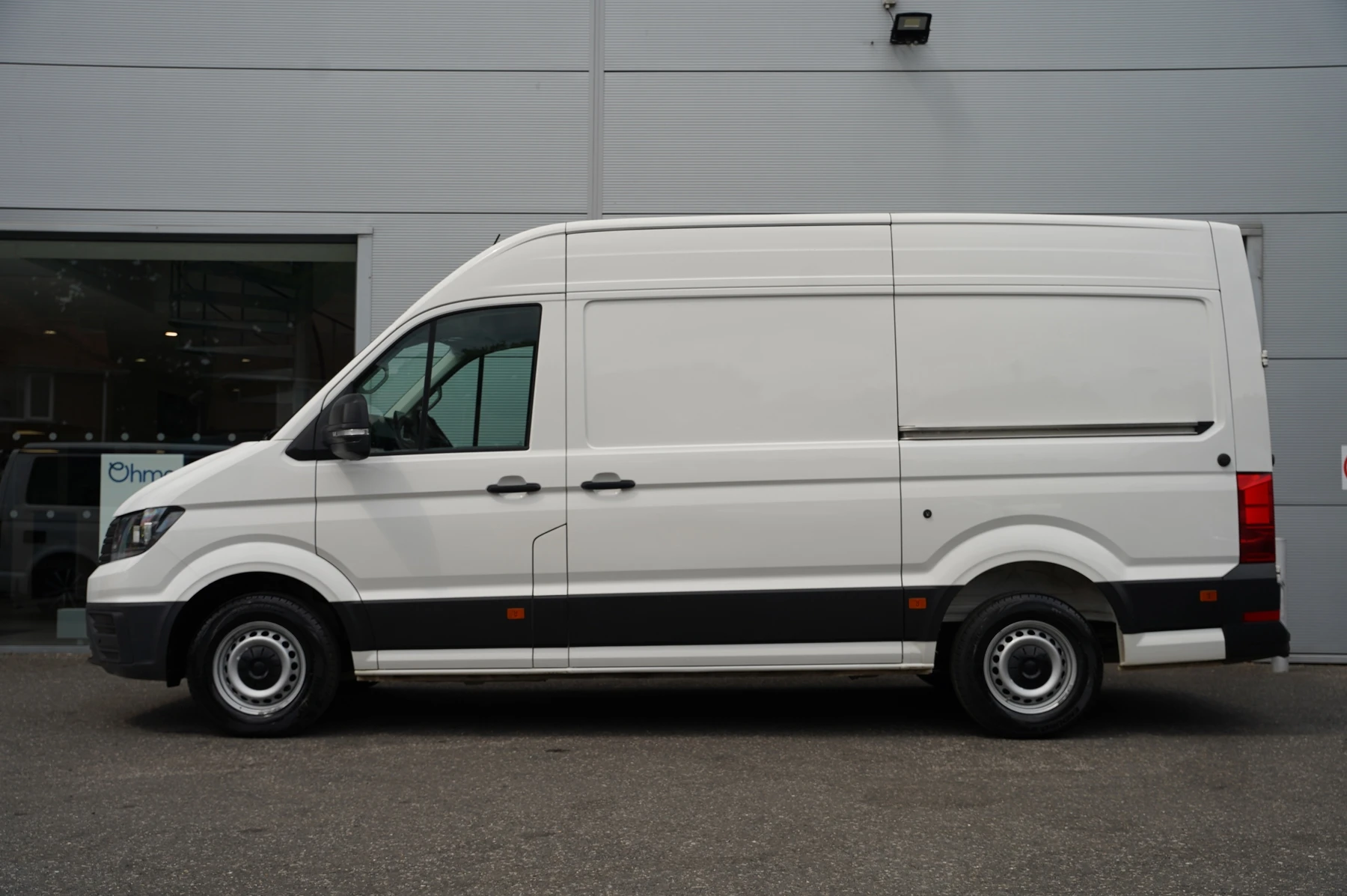 Volkswagen-Crafter-image-13