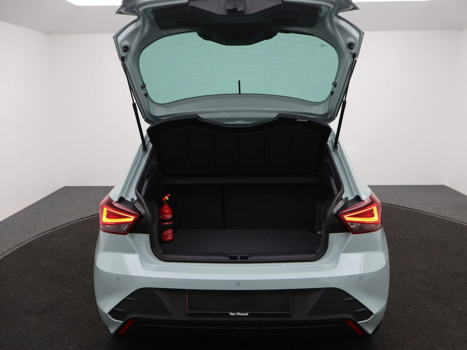 SEAT-Ibiza-image-11