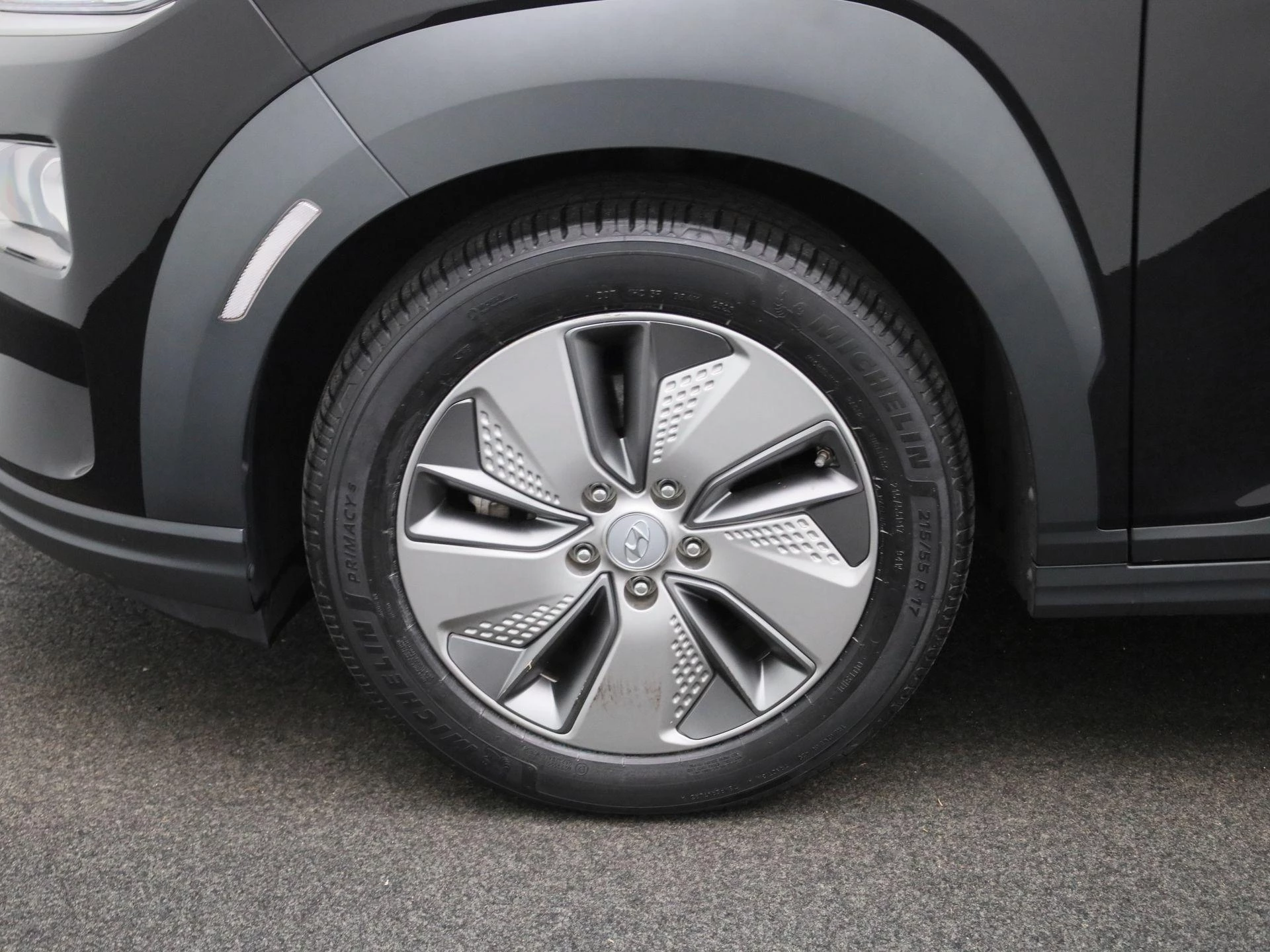 Hyundai-Kona-image-10