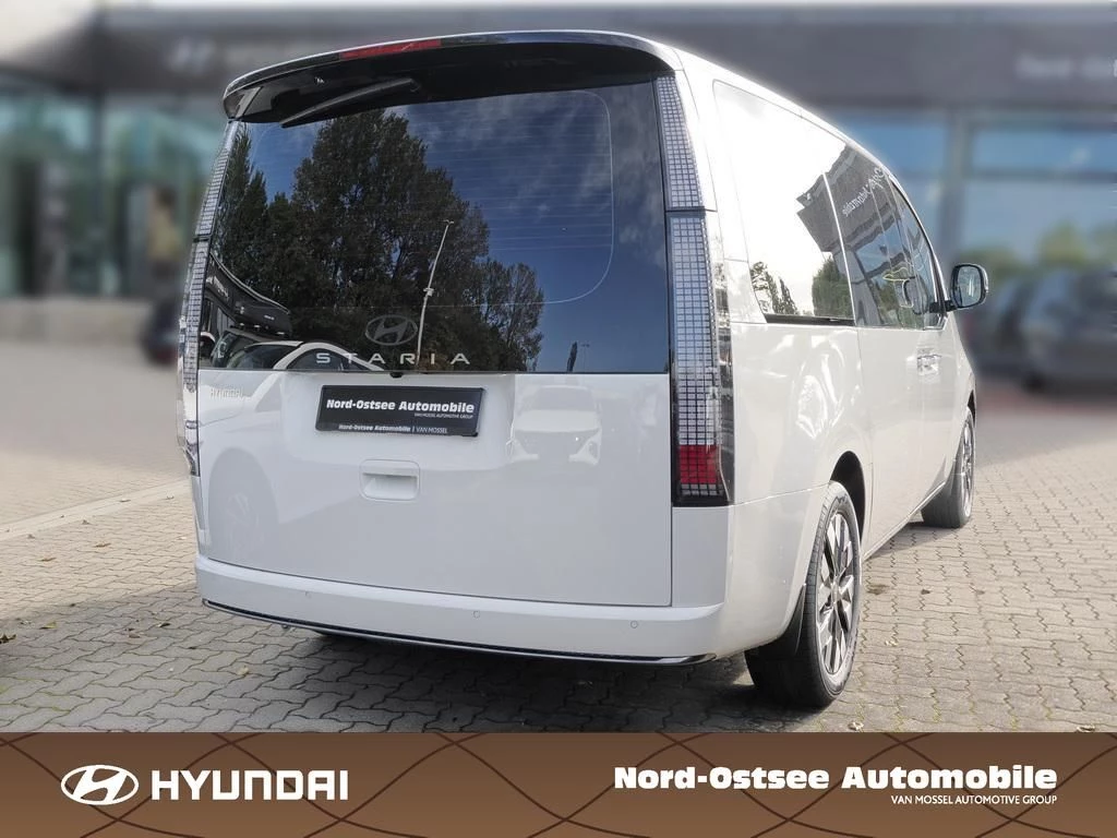 Hyundai Staria HEV 7-Sitzer Signature Panoramadach