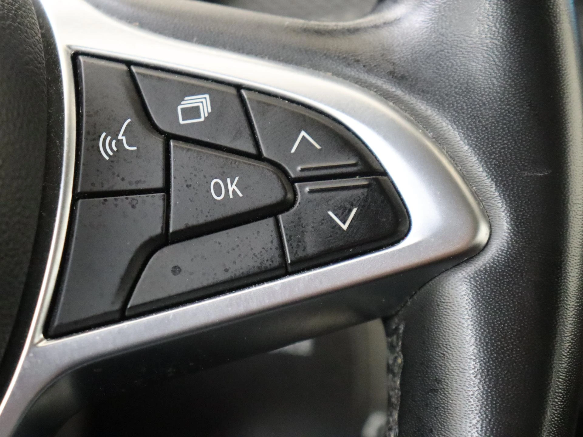 Dacia-Sandero Stepway-image-12