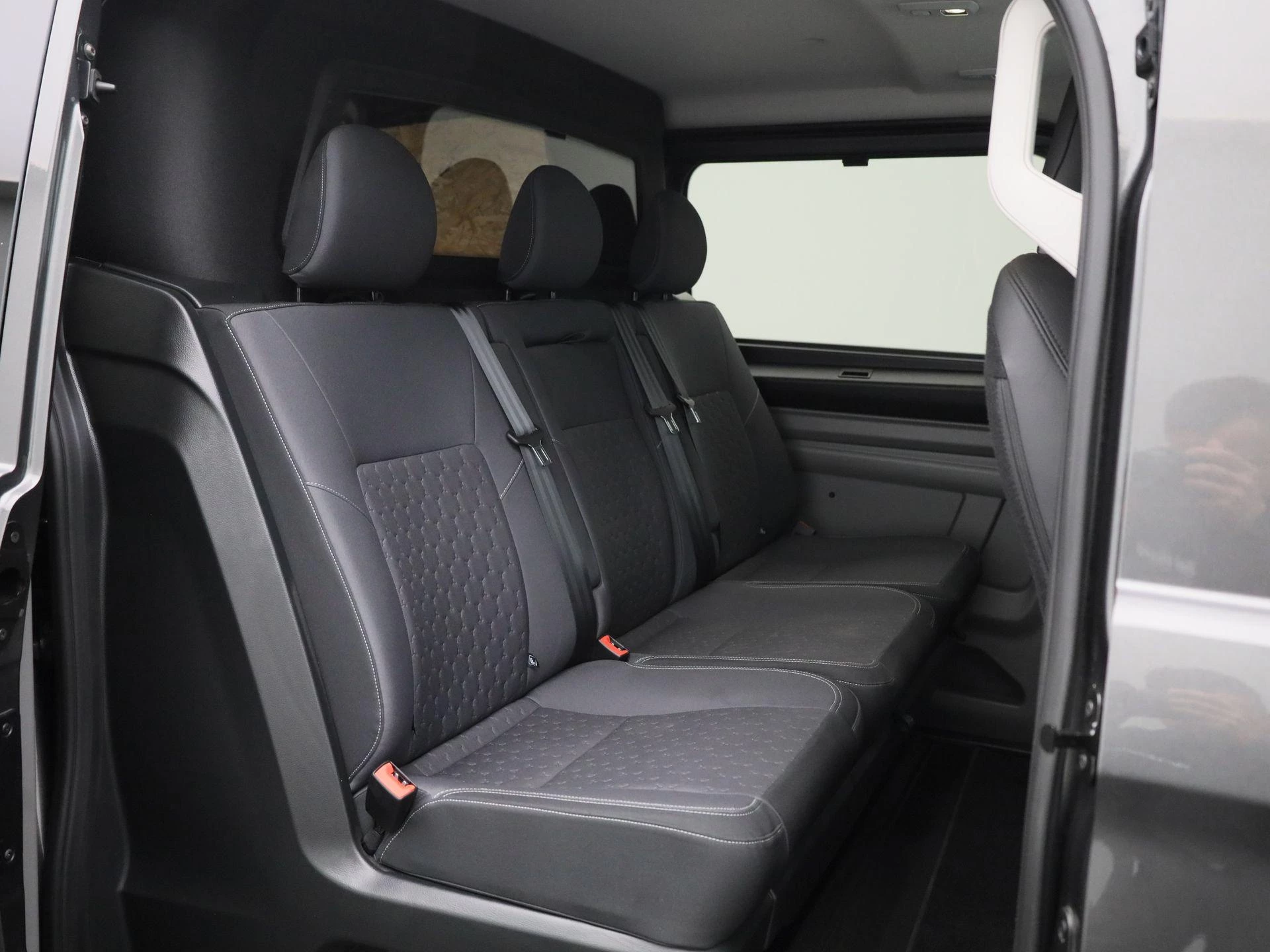 Ford-Transit Custom-image-14