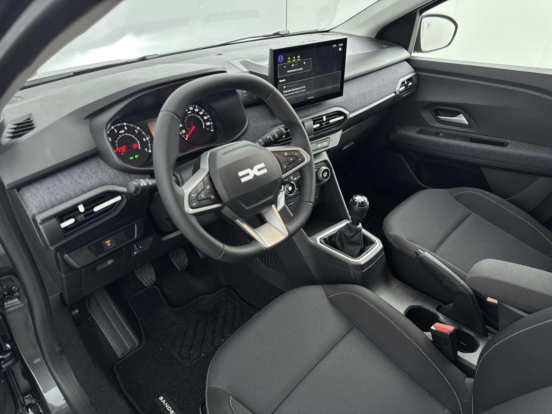 Dacia-Sandero-image-7