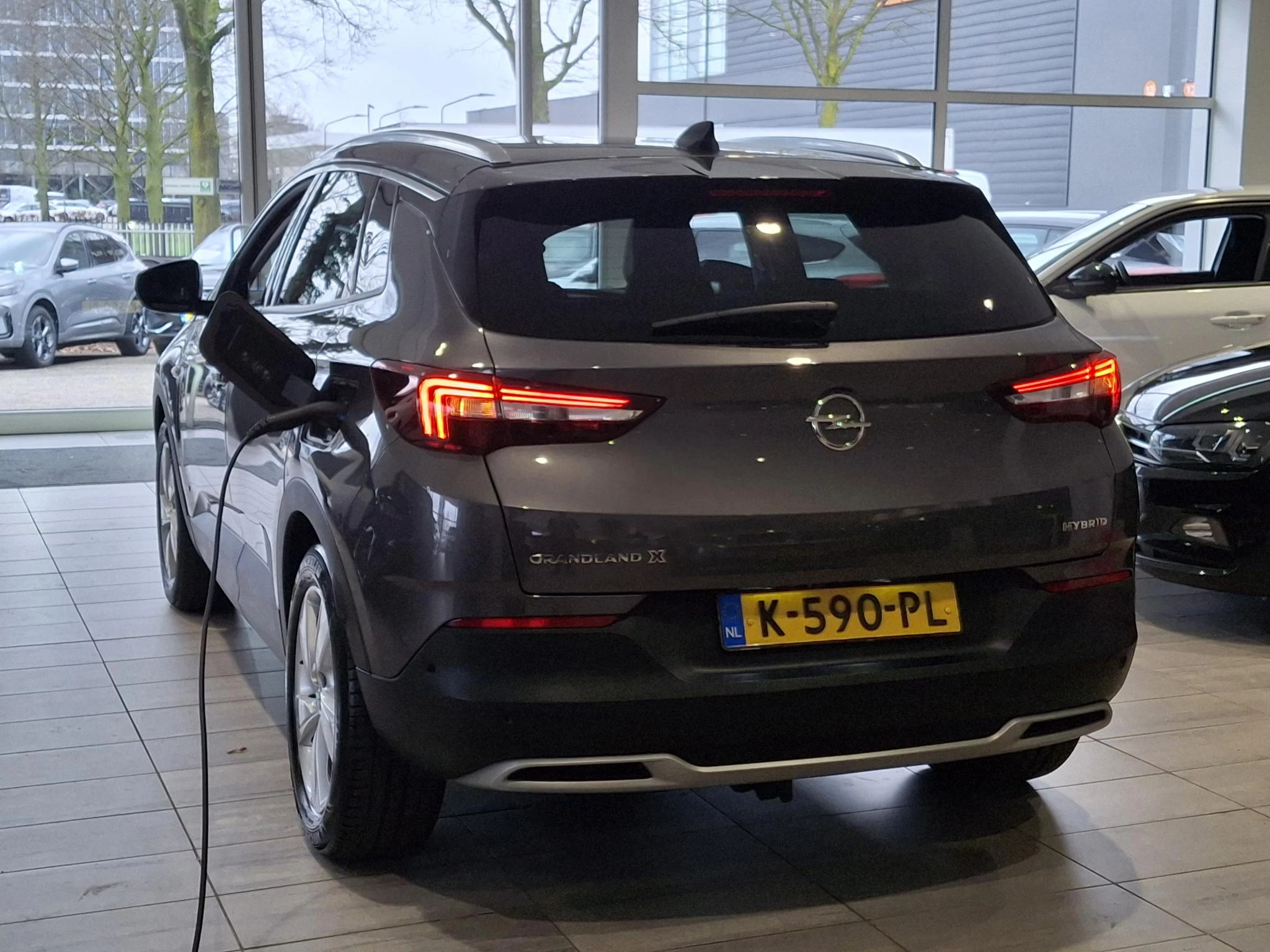 Opel-Grandland X-image-3