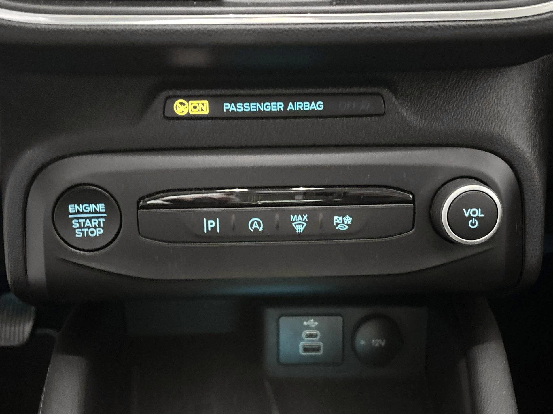 Ford Focus Active X - Driver Assist - Winterpack