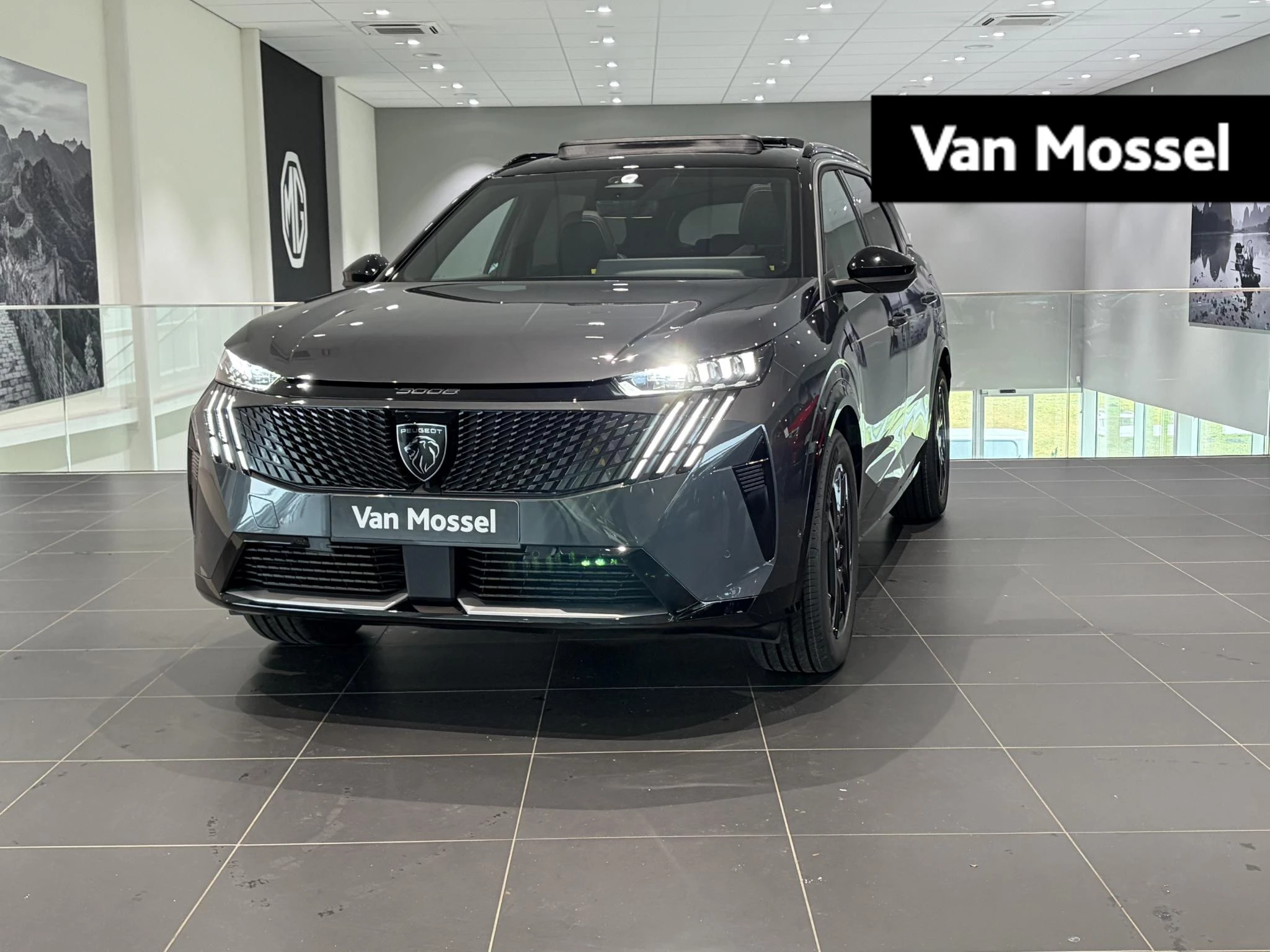 Peugeot-e-5008-image-0