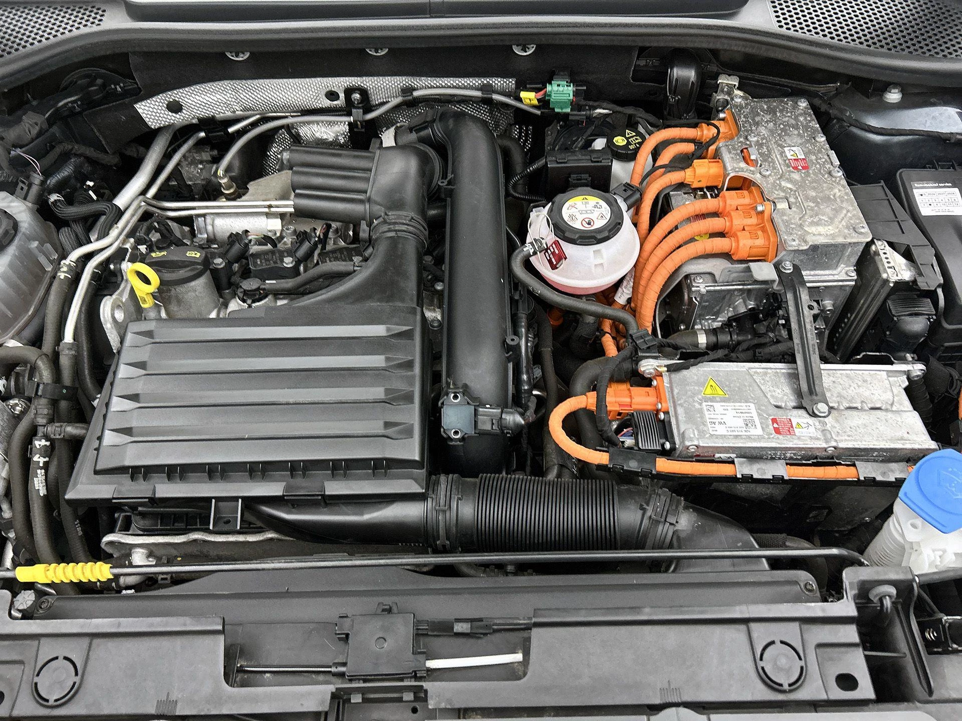 CUPRA Formentor 1.4 e-Hybrid VZ Performance