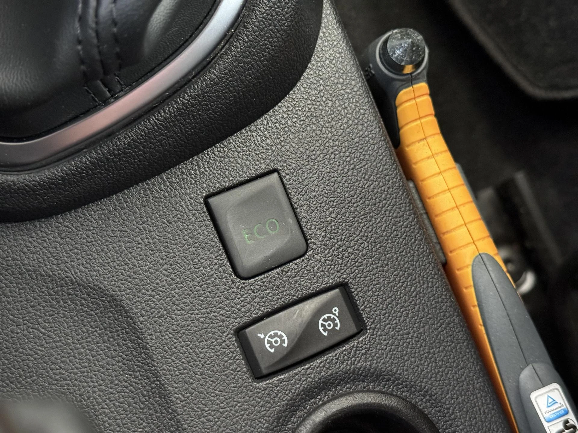 Renault-Captur-image-20