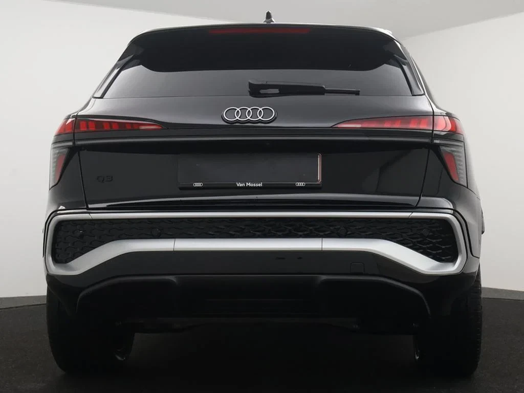 Audi-Q3-image-6