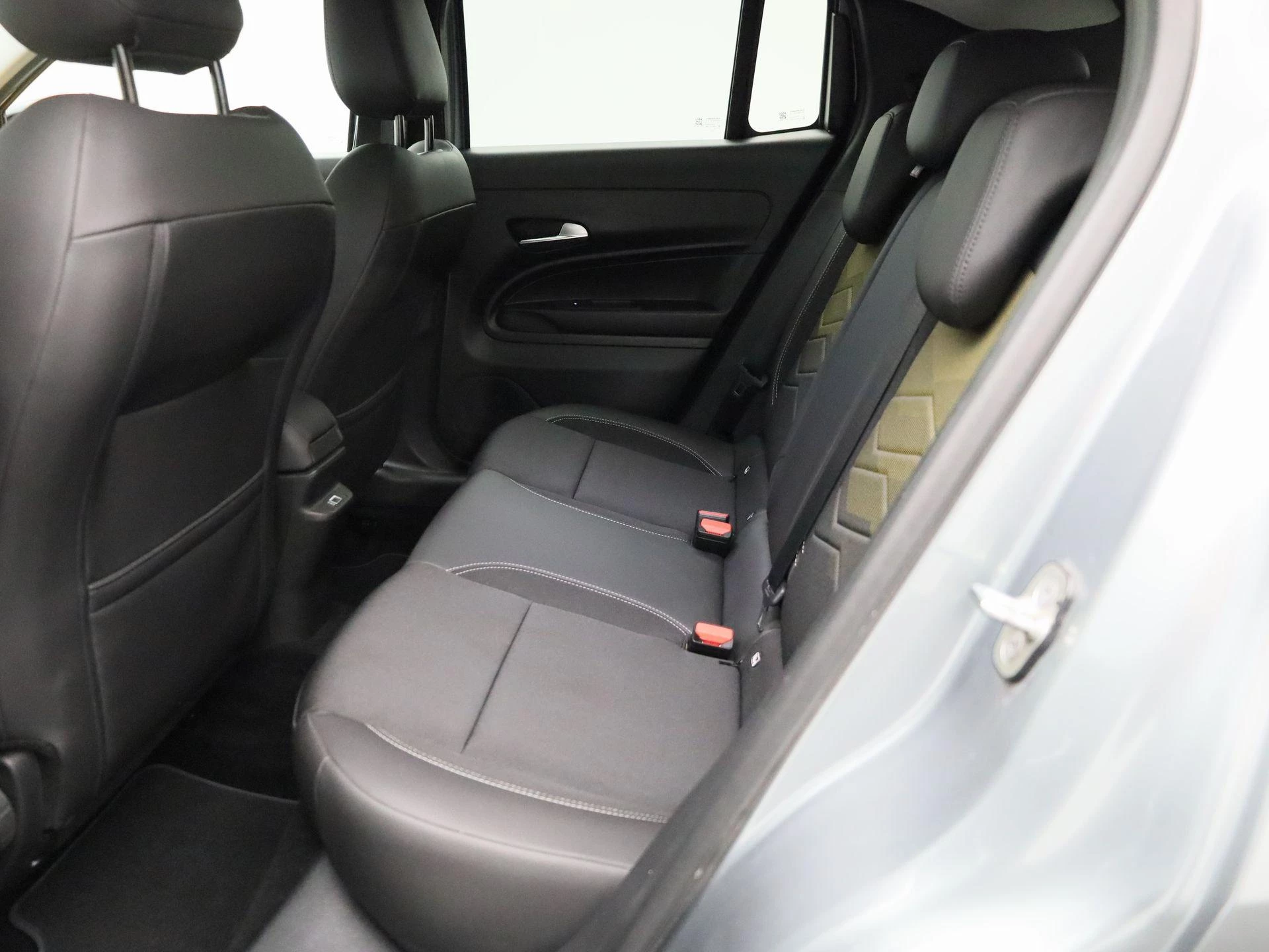 Jeep-Avenger-image-8