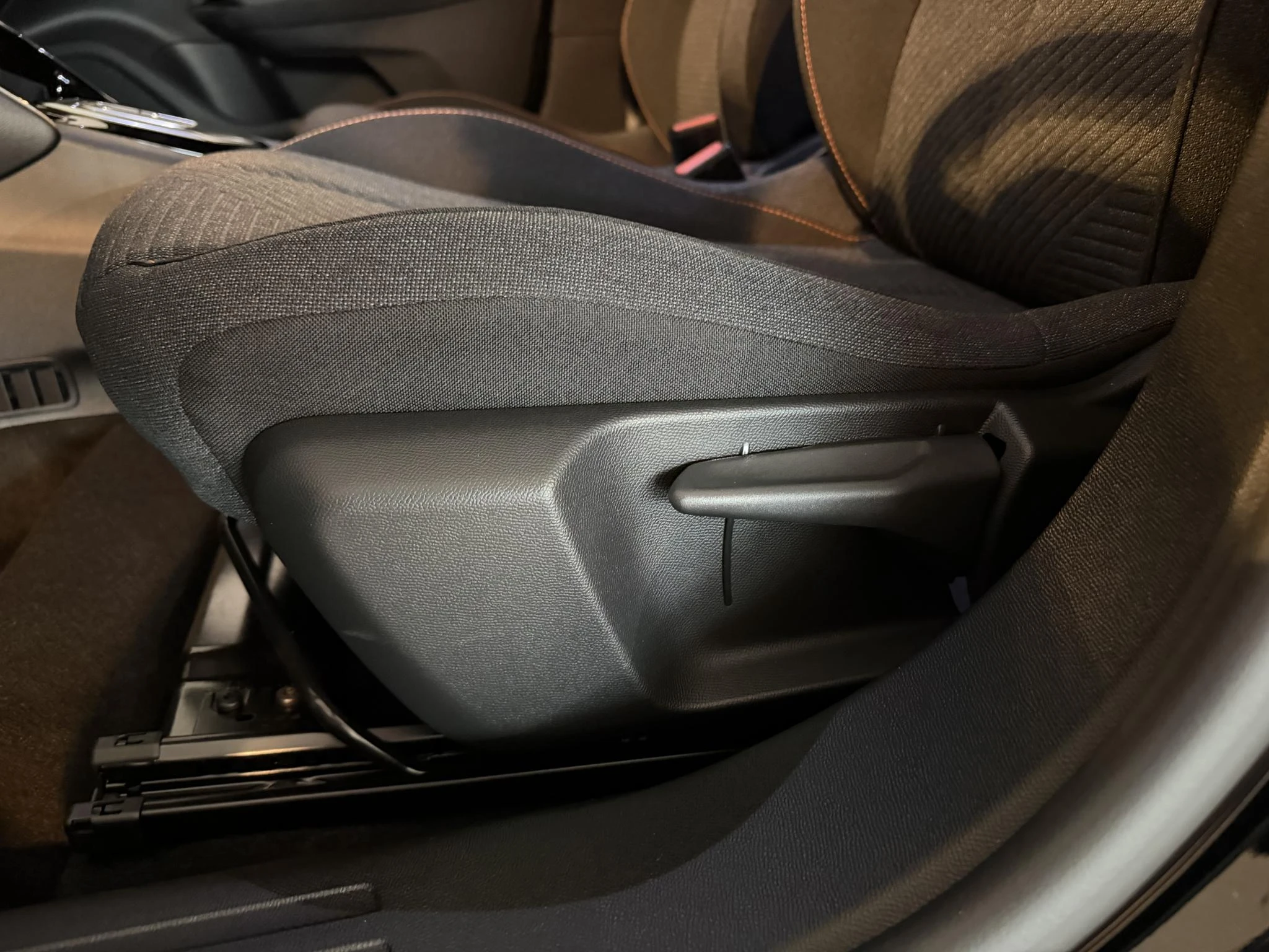 Peugeot-2008-image-14