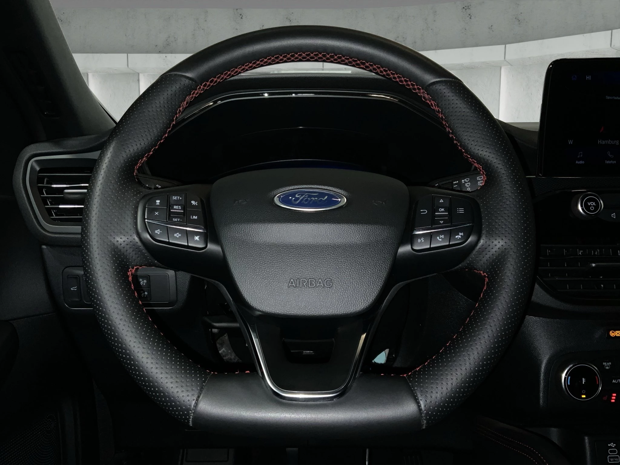 Ford Kuga ST-Line X*PANO*AHK*KAM*ACC*NAVI*SOUND-SYS.