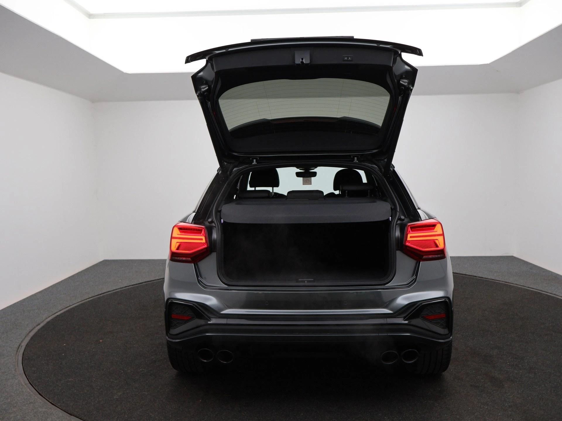 Audi SQ2 2.0 TFSI 221kW S tronic SQ2