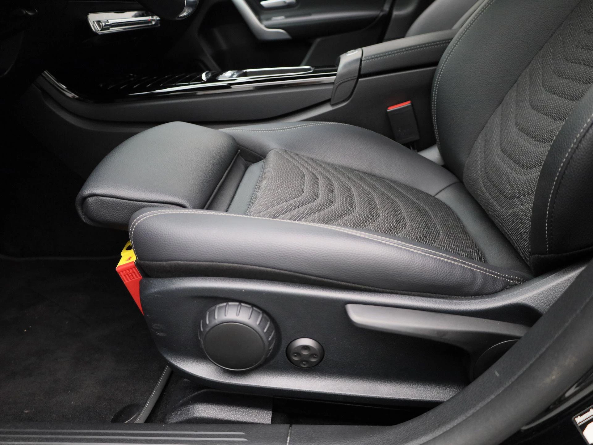 Mercedes-Benz-A-Klasse-image-34