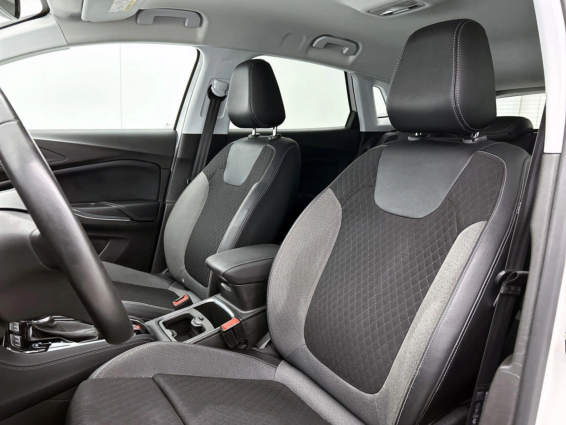 Opel Grandland X 1.2 Turbo Business Executive