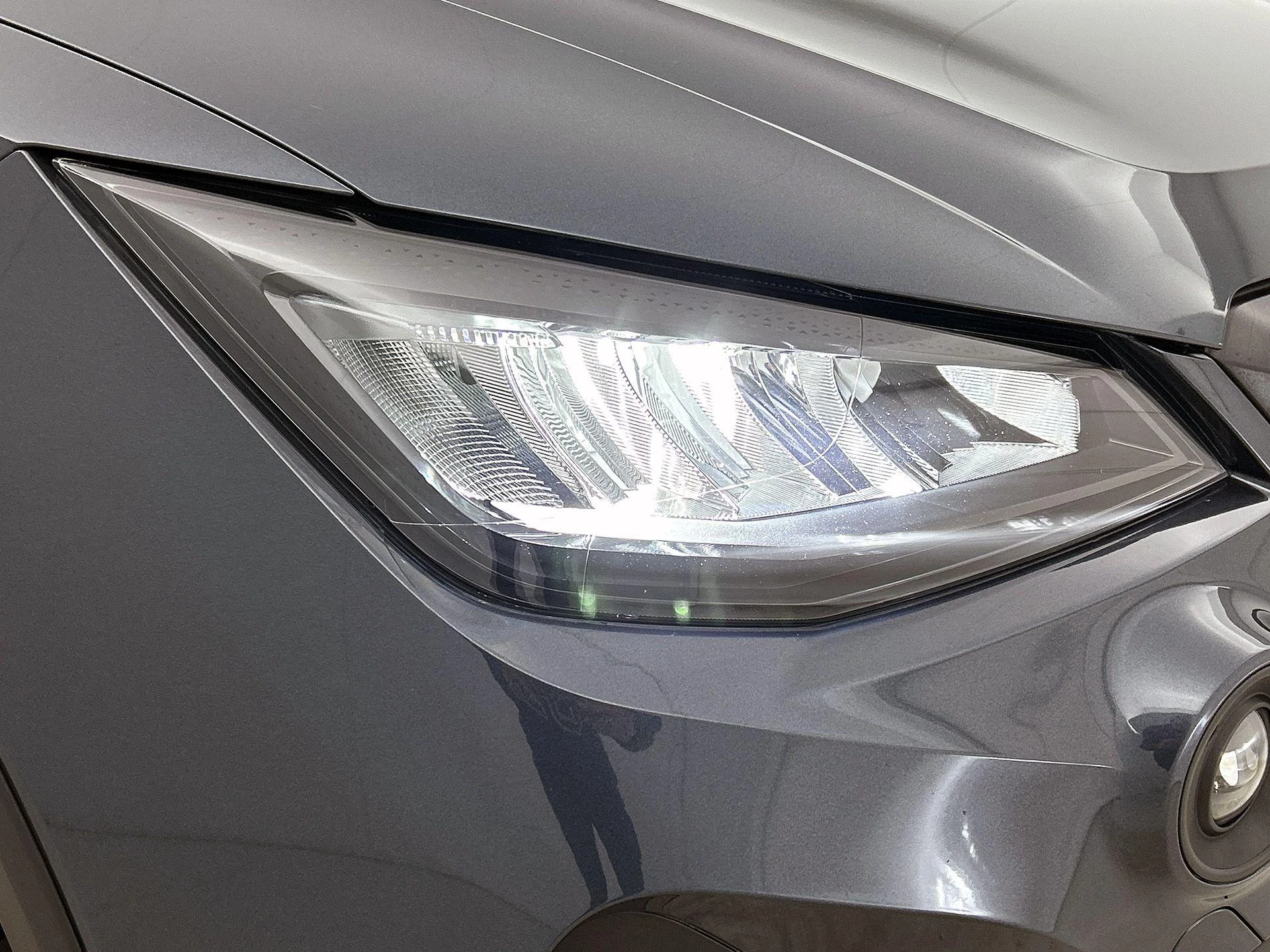 SEAT-Arona-image-25