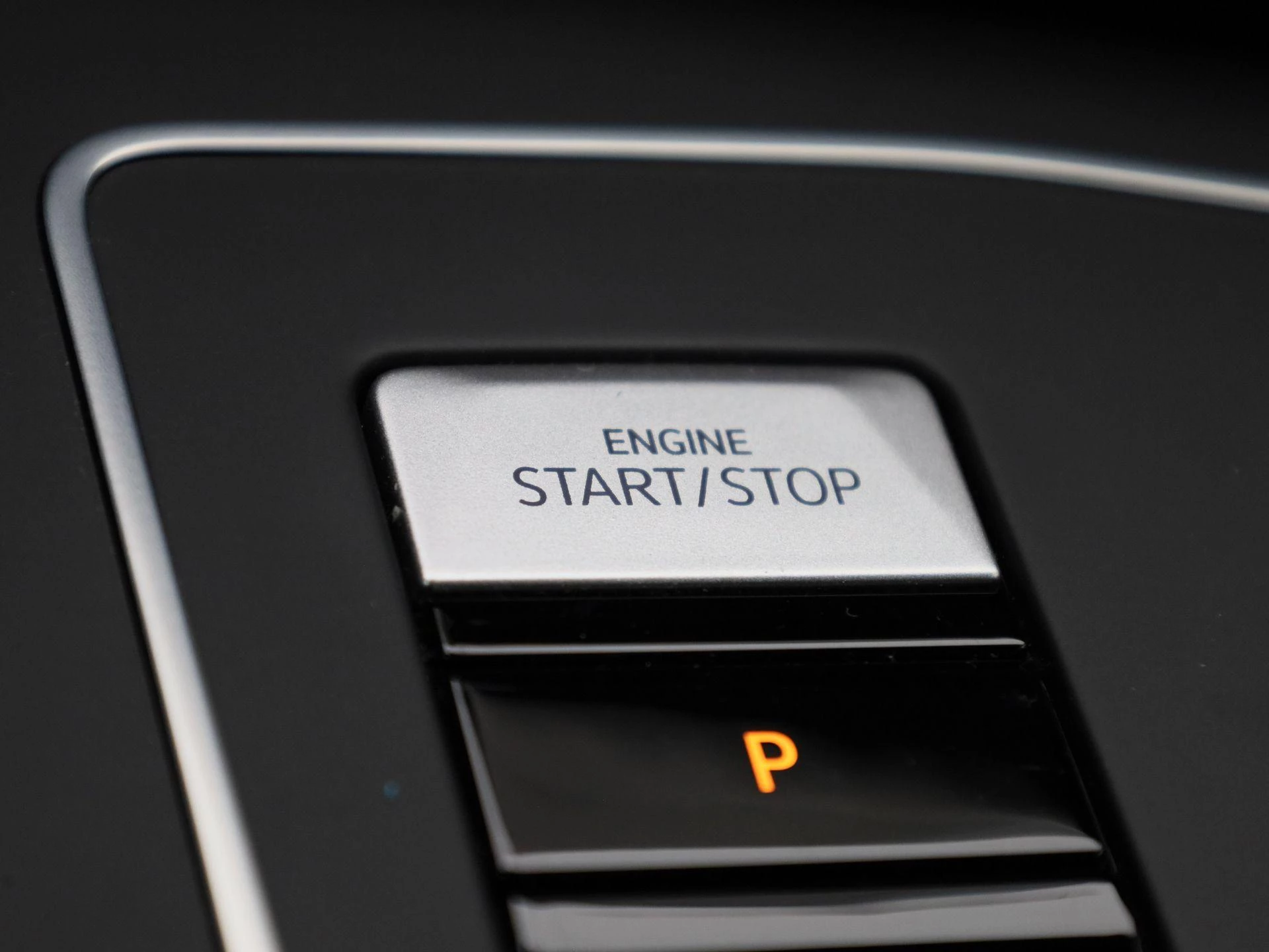 Volkswagen-Golf-image-20