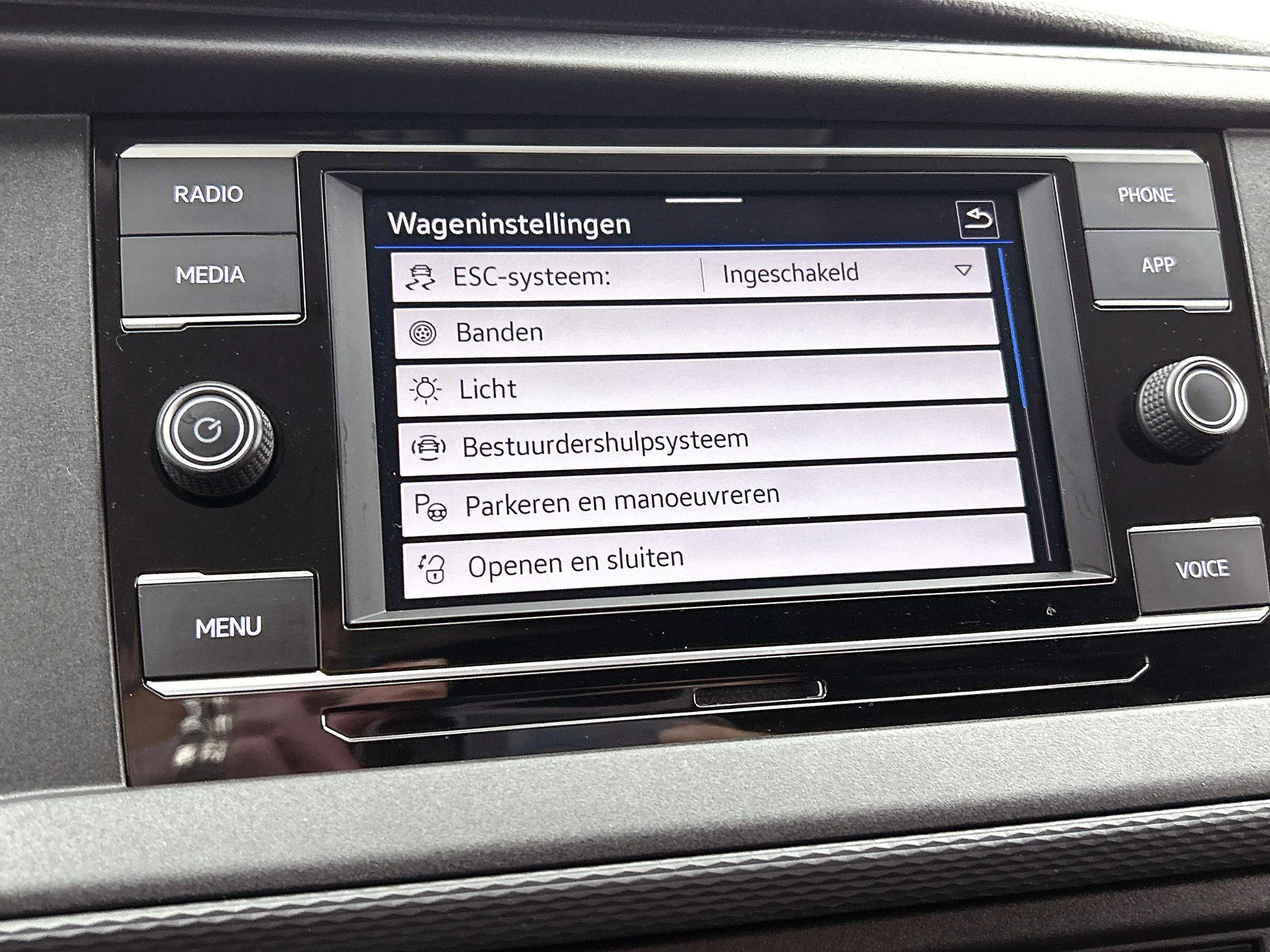 Volkswagen Transporter 2.0 TDI L1H1 90PK