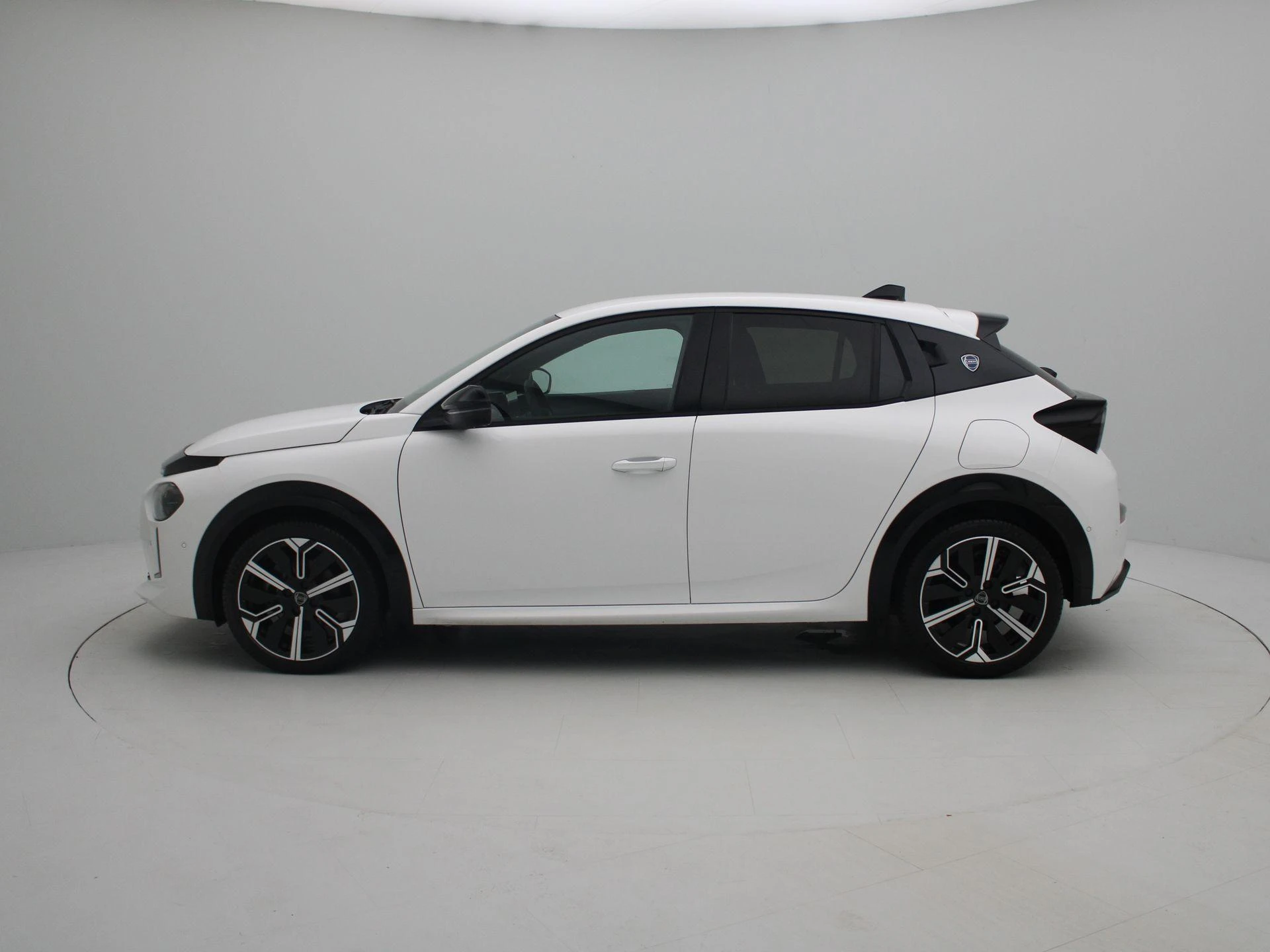Lancia-Ypsilon-image-3