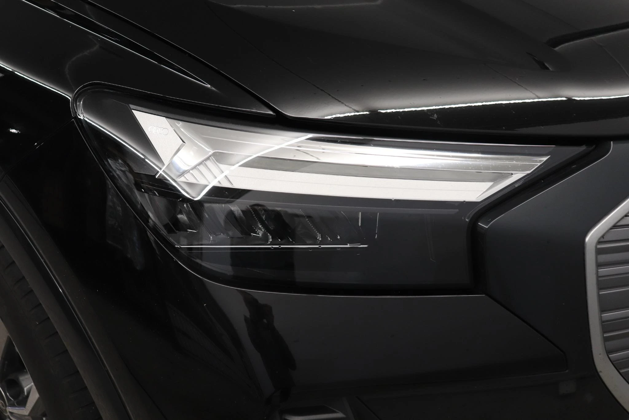 Audi-Q4 Sportback e-tron-image-16