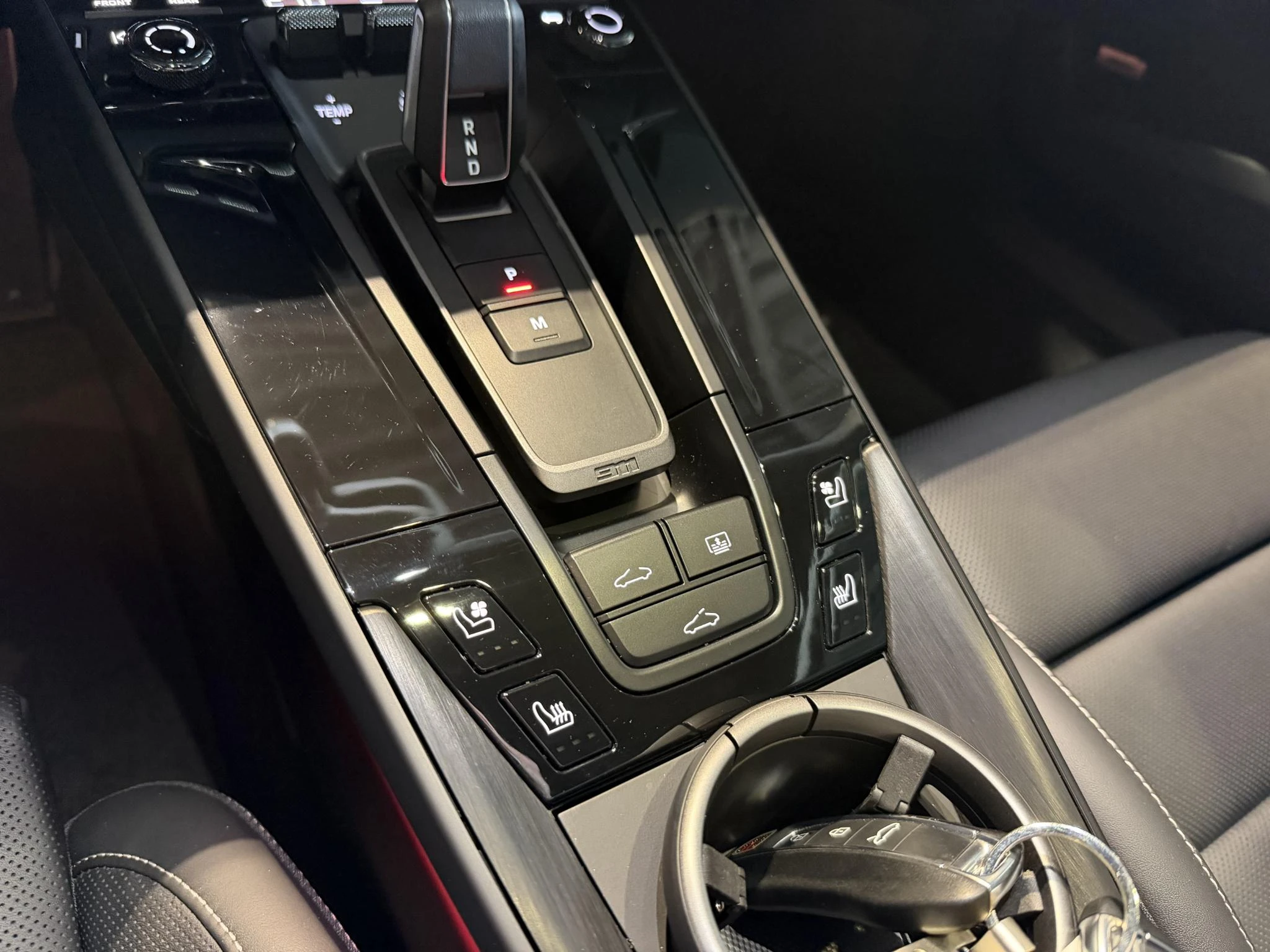Porsche-911-image-25