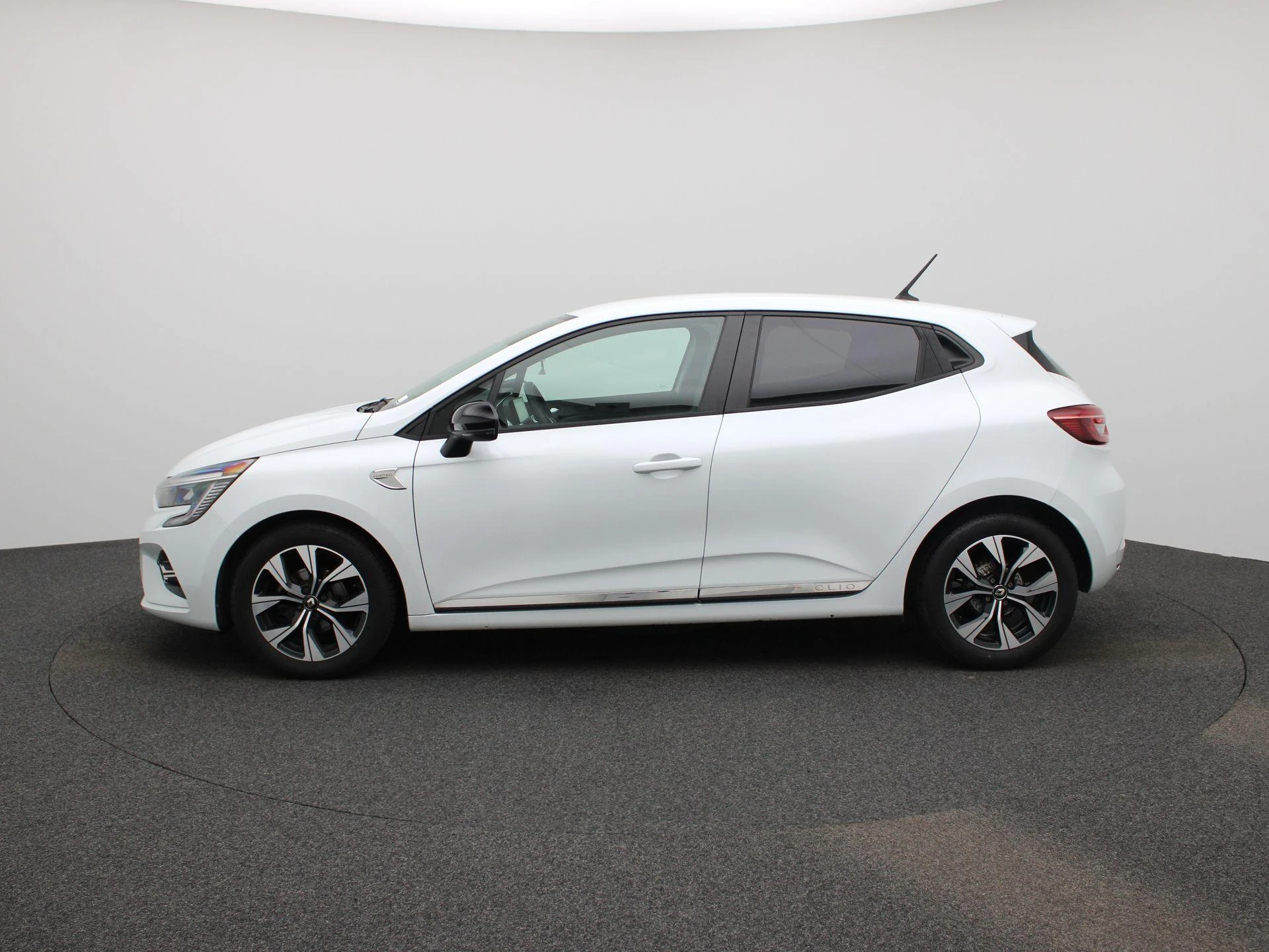 Renault-Clio-image-3