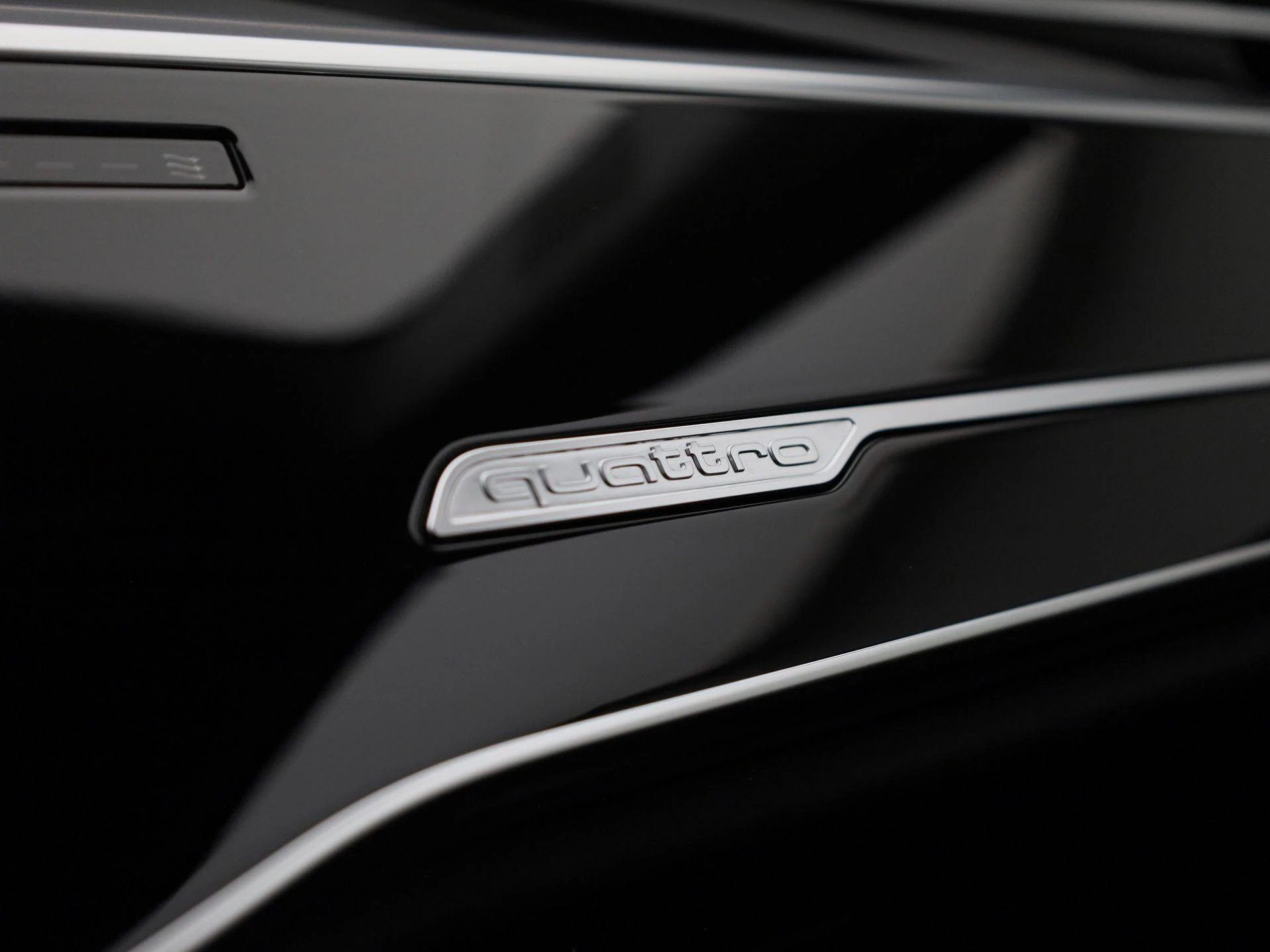 Audi-A8-image-24