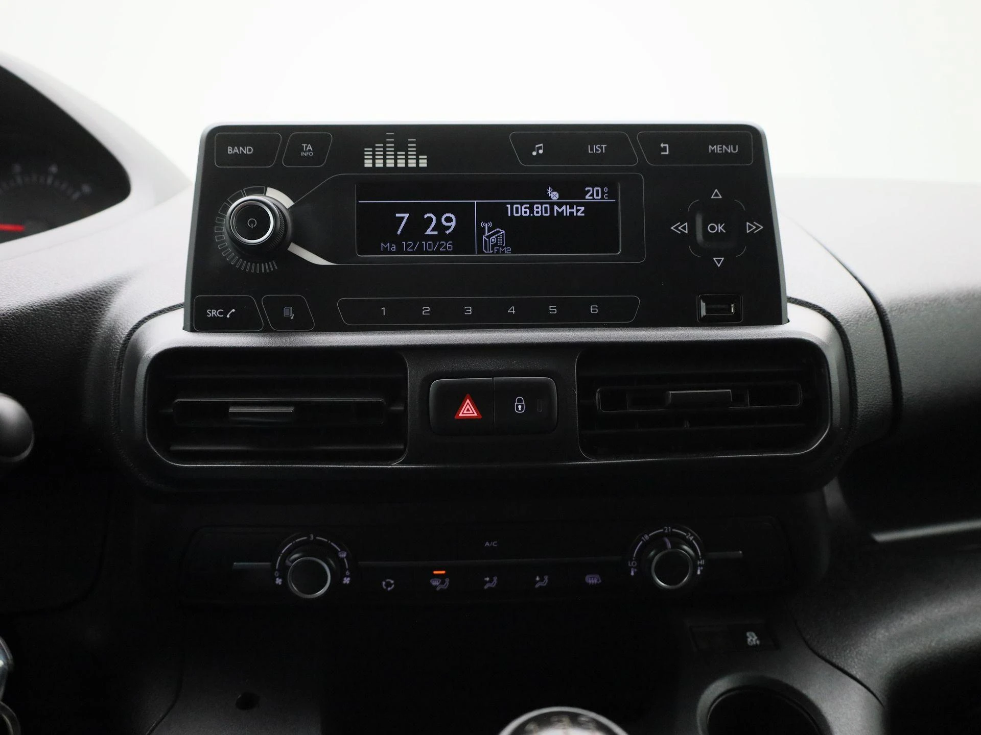 Peugeot-Partner-image-7
