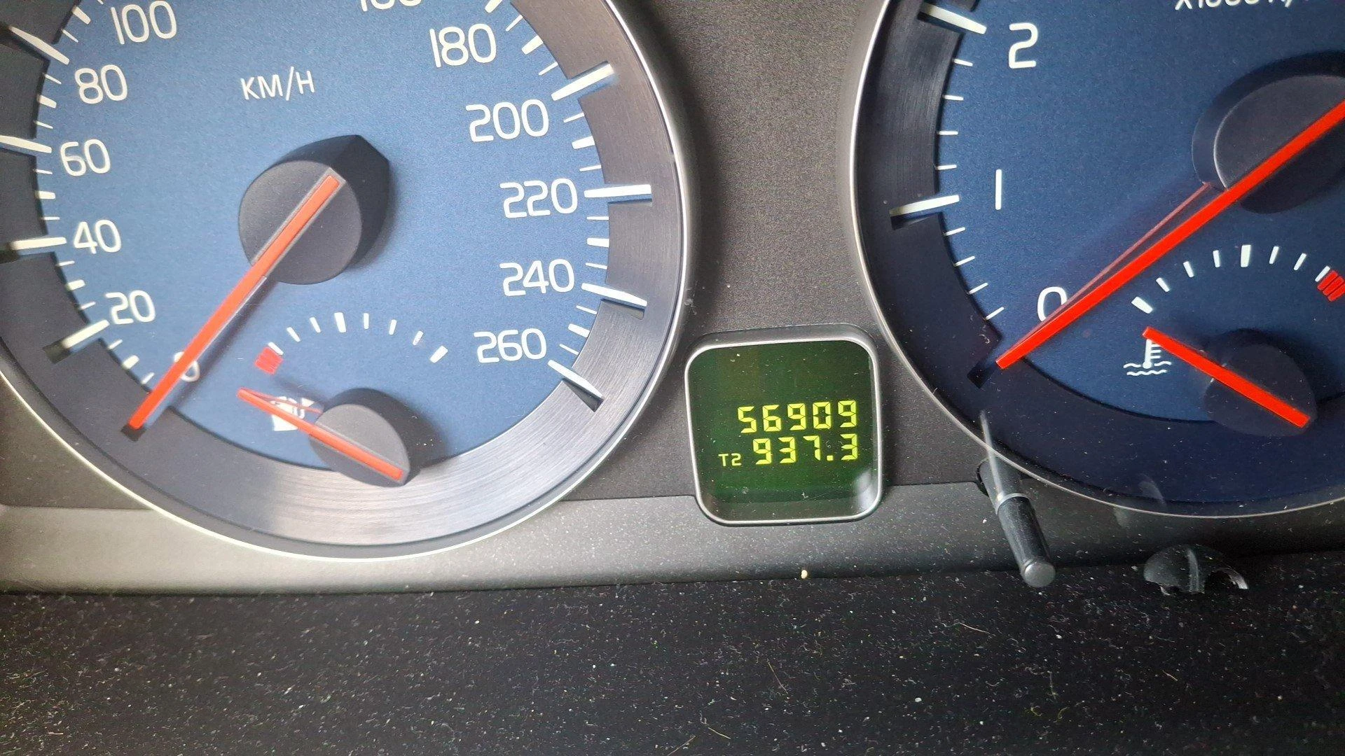Volvo-C30-image-9