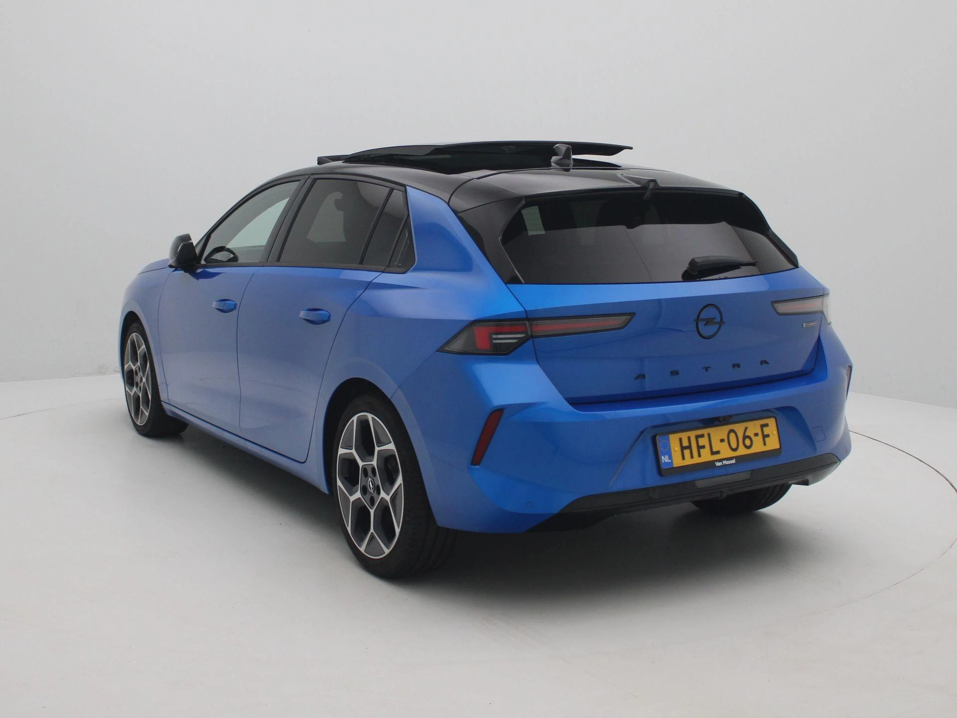 Opel Astra 1.2 Turbo Hybrid Ultimate