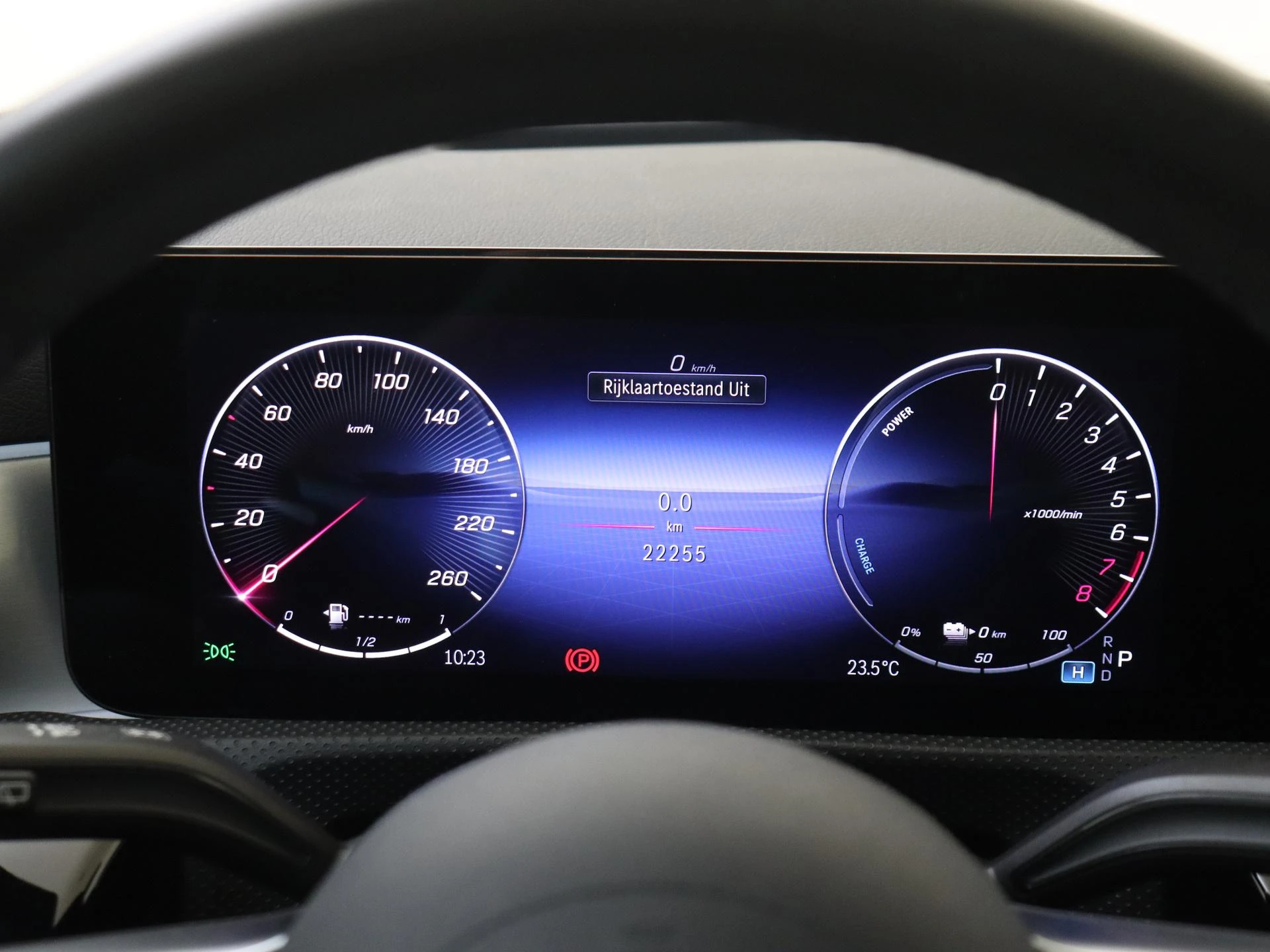 Mercedes-Benz-A-Klasse-image-10