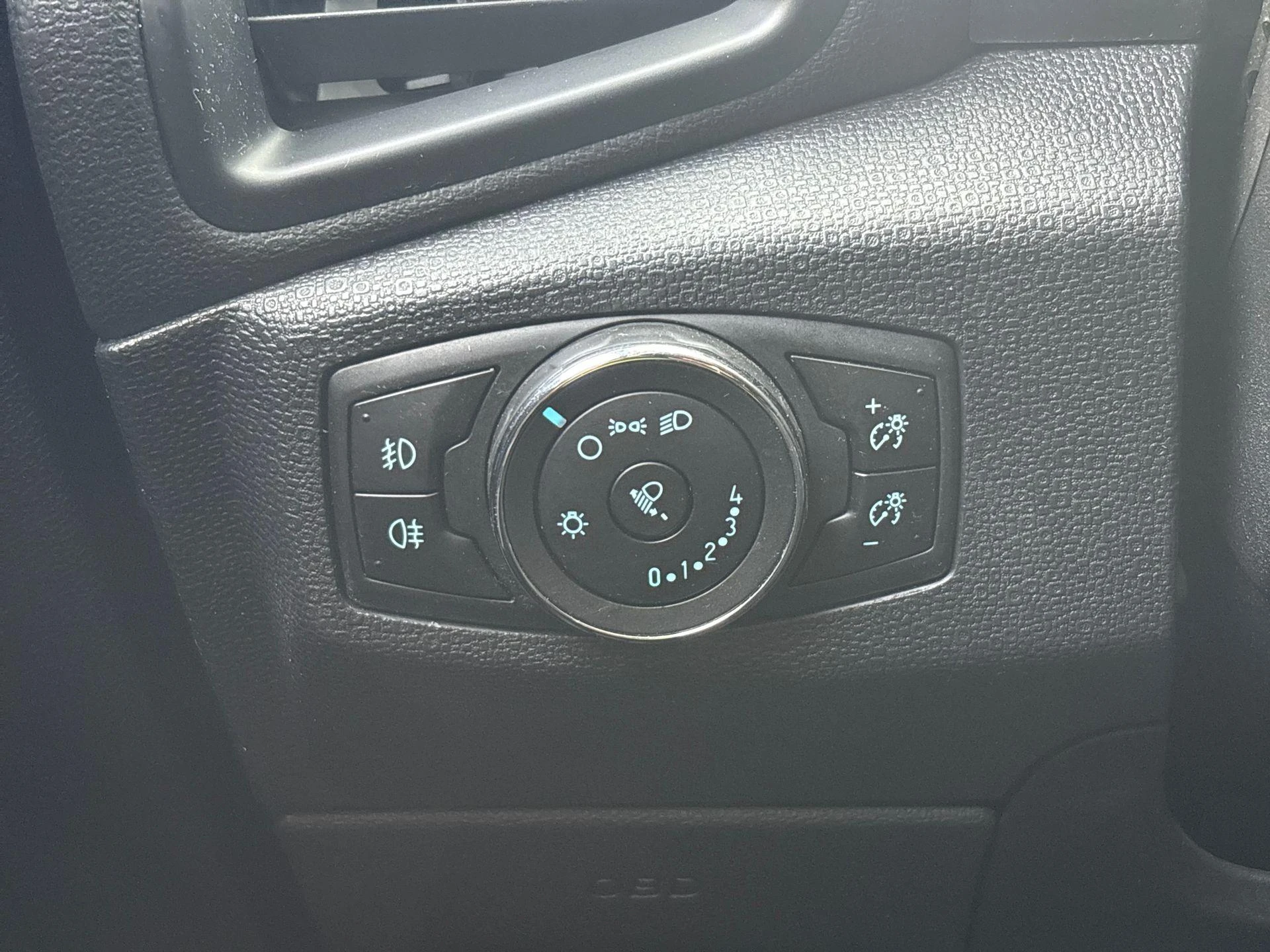 Ford-EcoSport-image-17