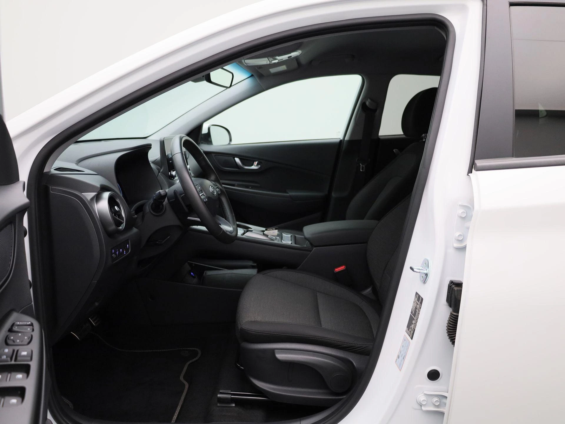 Hyundai-Kona-image-8