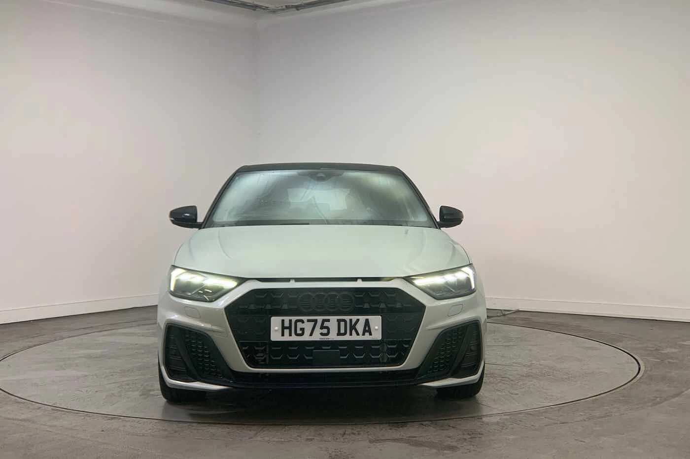 Audi-A1 Sportback-image-6