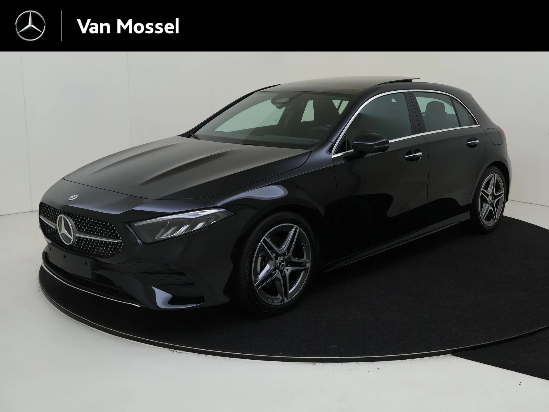 Mercedes-Benz-A-Klasse-image-0