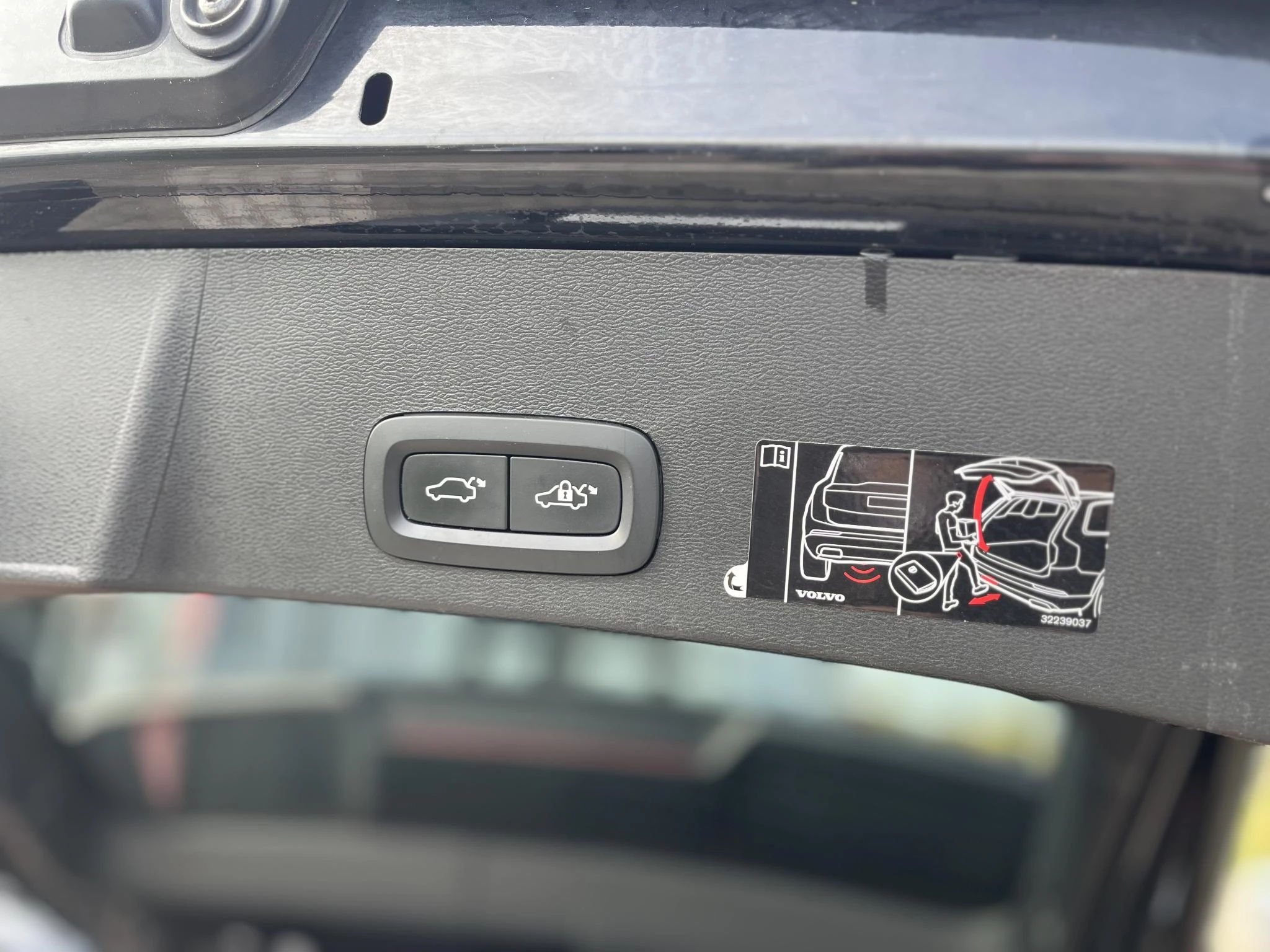 Volvo XC40 T4 Recharge Inscription Expression