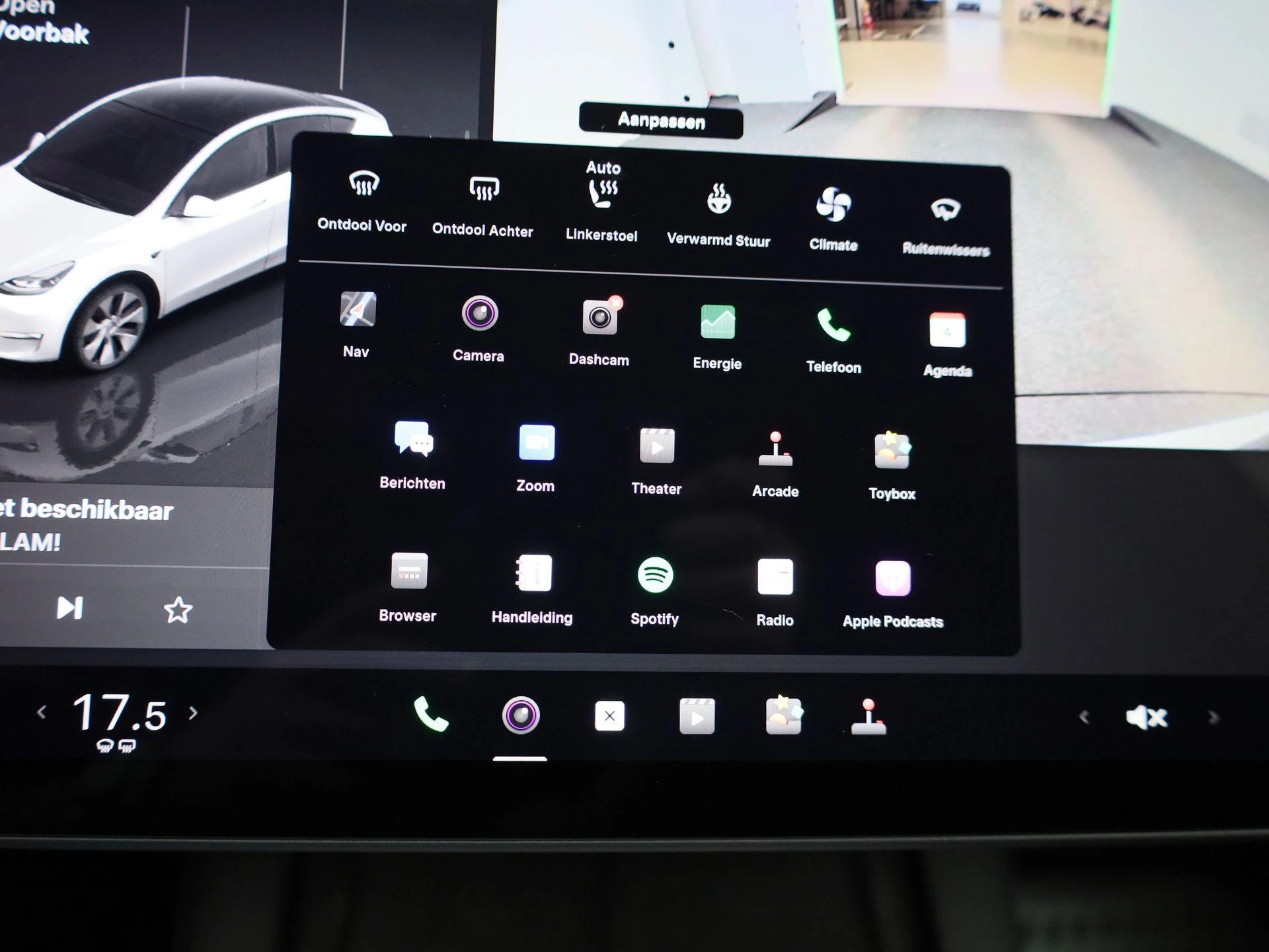 Tesla-Model Y-image-24