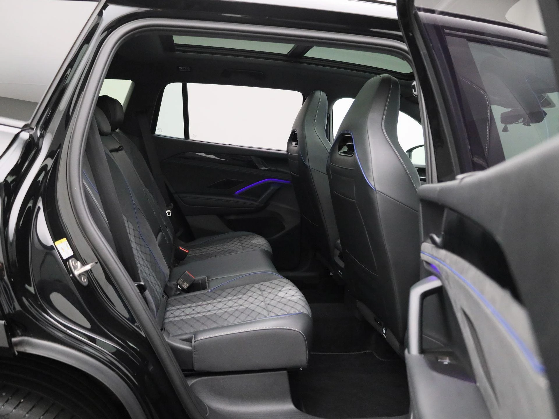 Volkswagen Tayron 1.5 eHybrid R-Line Edition 204 PK|