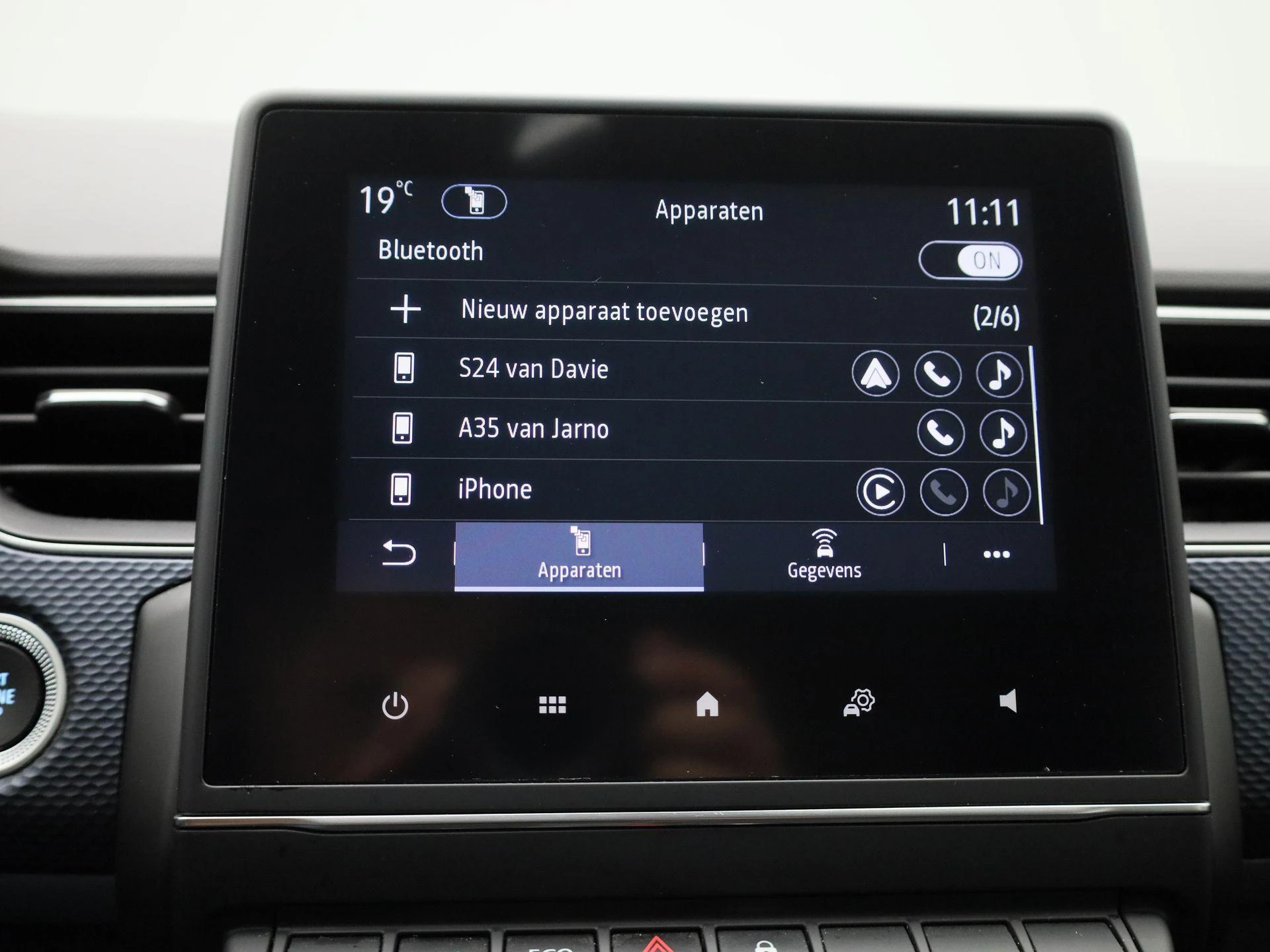 Renault-Arkana-image-21