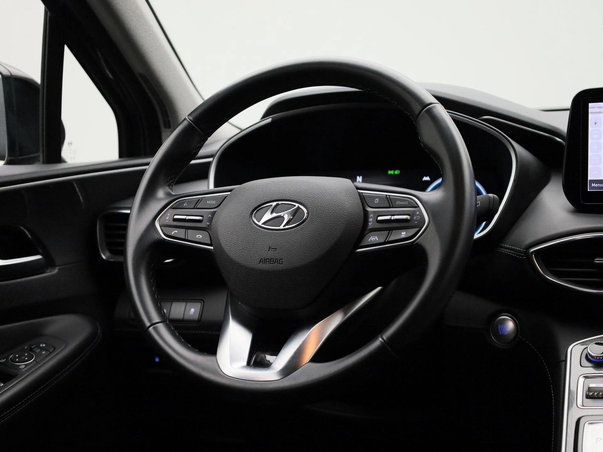 Hyundai-Santa Fe-image-10