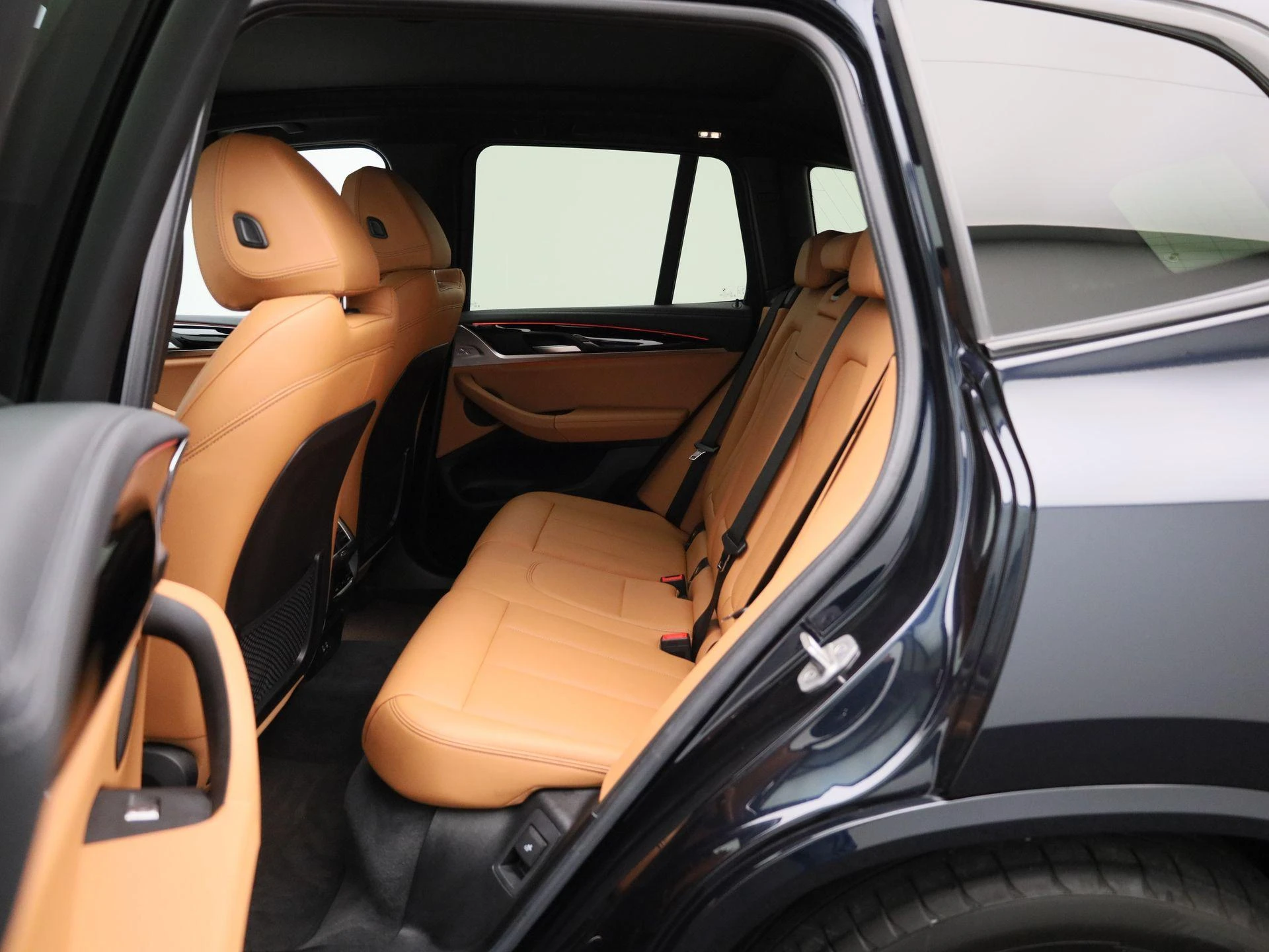BMW-iX3-image-9