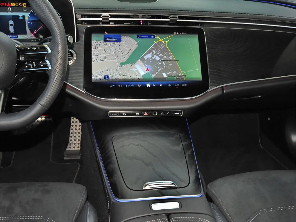 Mercedes-Benz-E-Klasse 220 d-image-10
