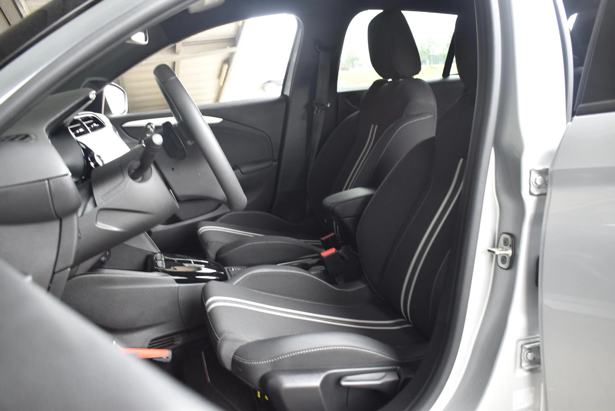 Opel-Corsa-image-14