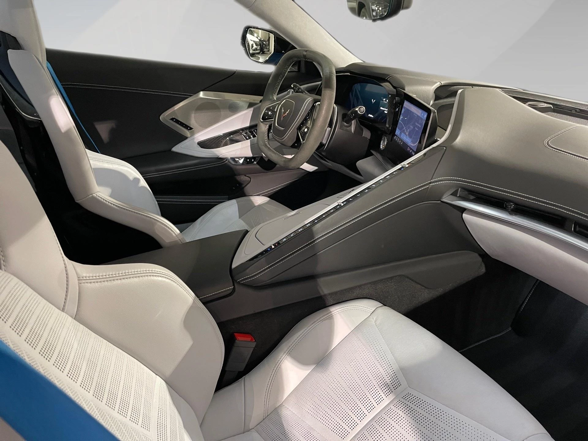 Chevrolet-Corvette-image-6