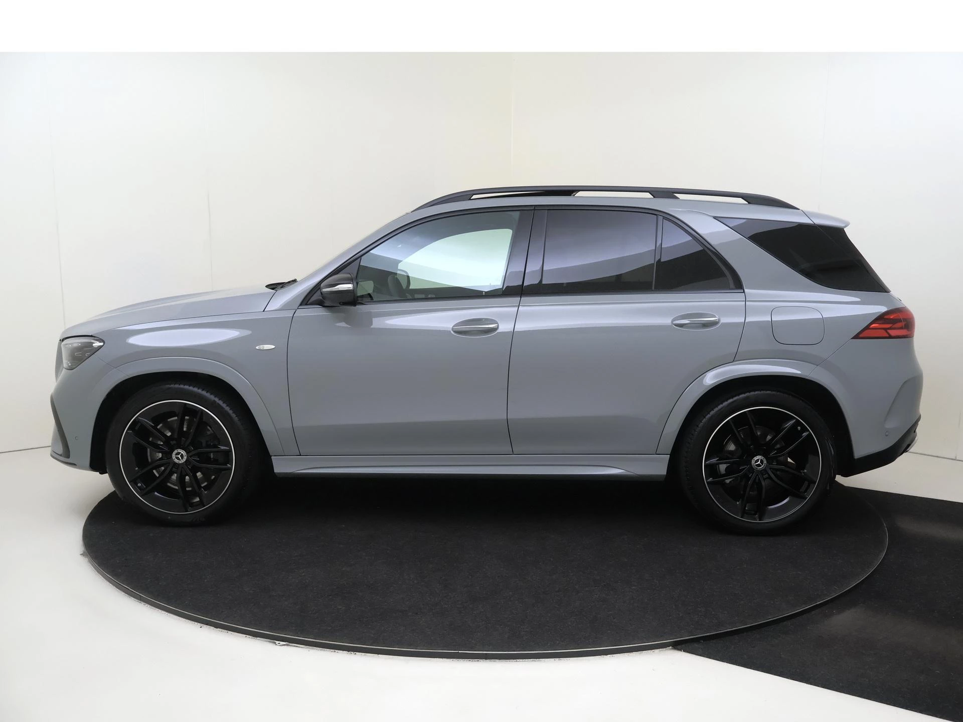 Mercedes-Benz-GLE-image-6