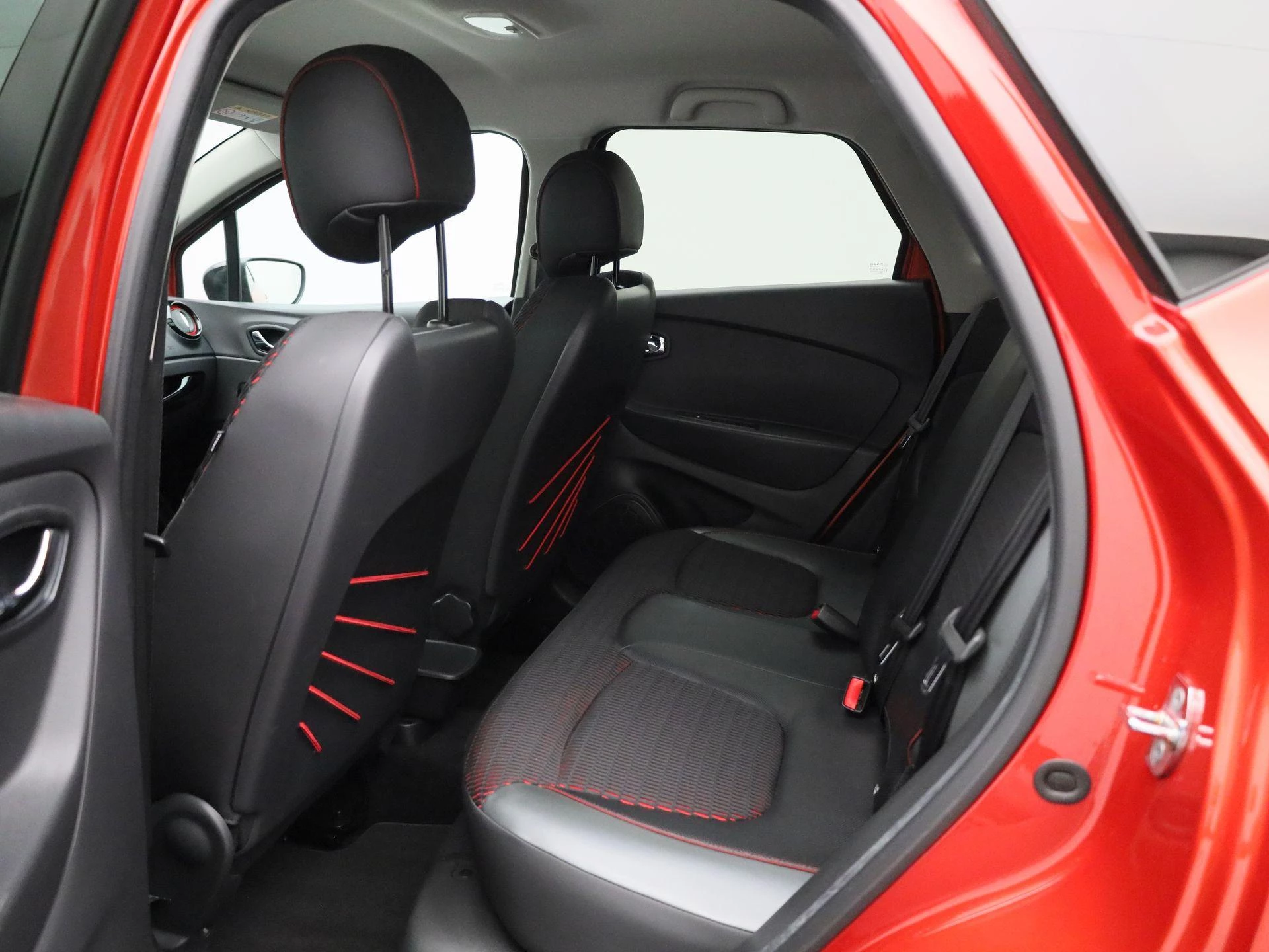 Renault-Captur-image-9