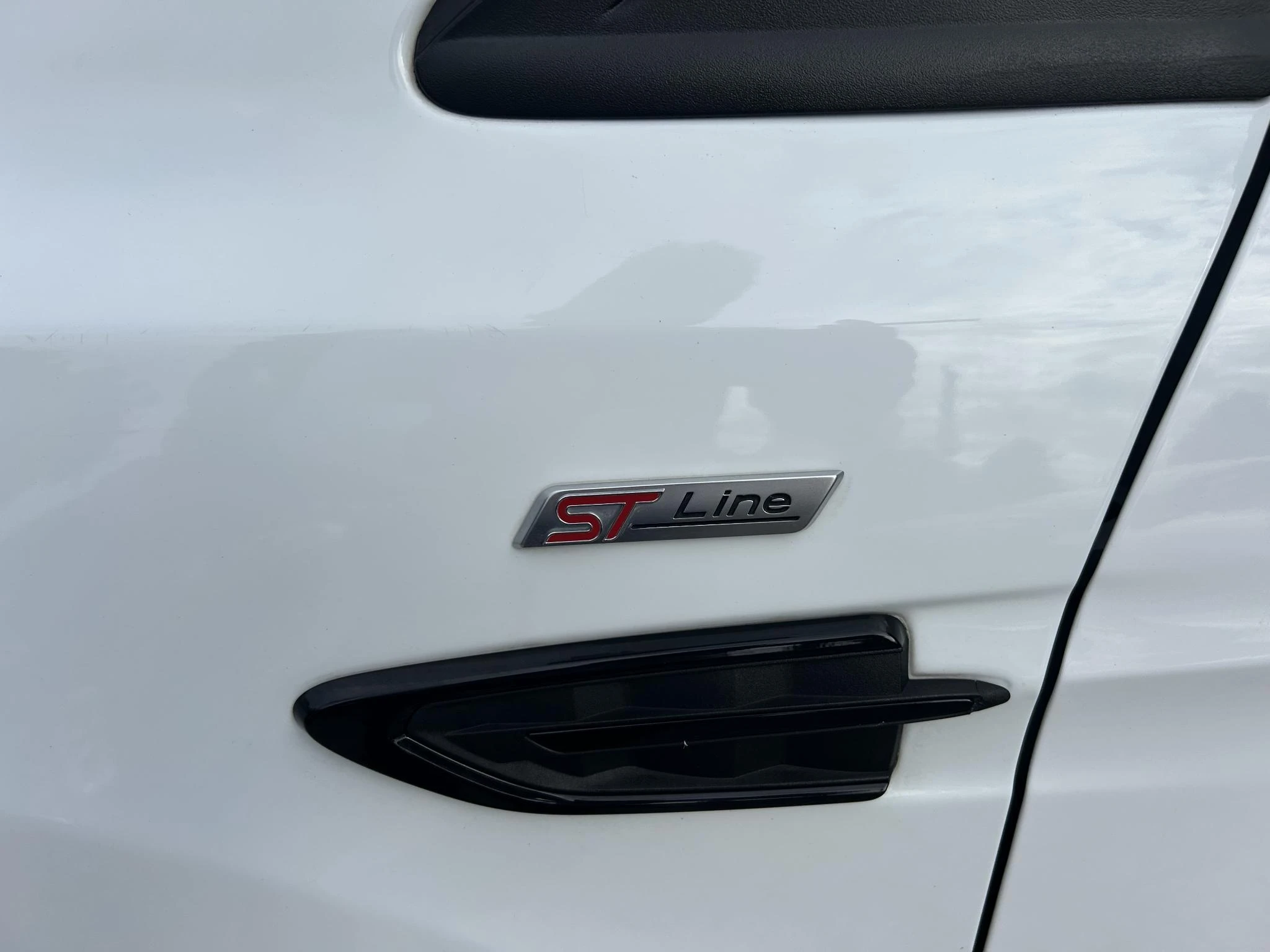 Ford-Kuga-image-8
