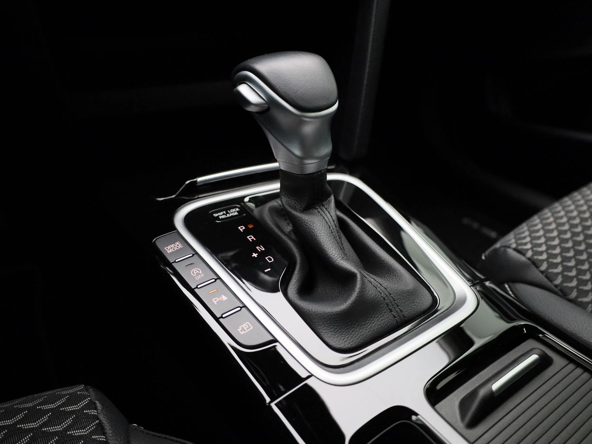 Kia-Ceed Sportswagon-image-19