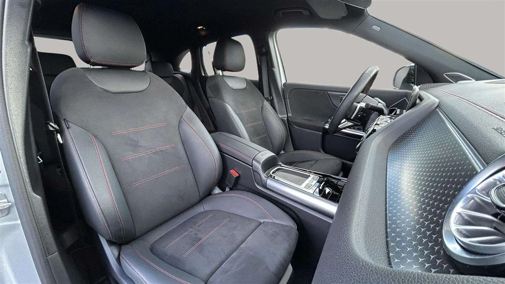 Mercedes-Benz-EQA-image-20