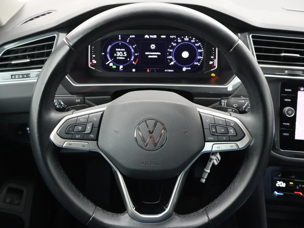 Volkswagen-Tiguan-image-22